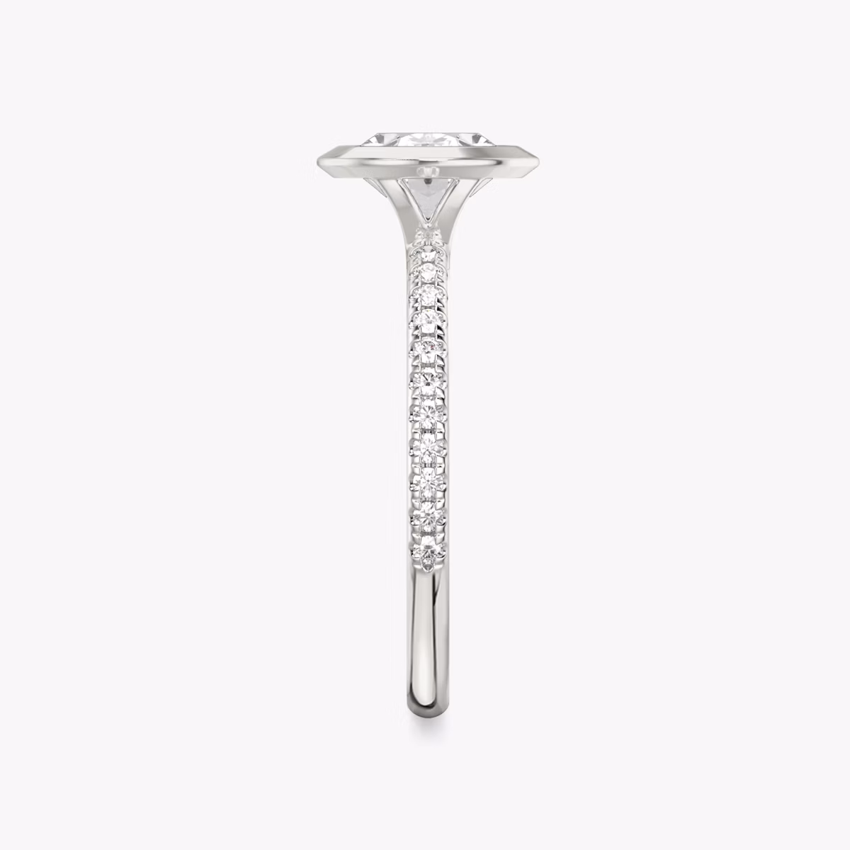 The Signature Bezel | Oval | Platinum | bandAccent: Pavé | diamondOrientation: horizontal | caratWeight: other