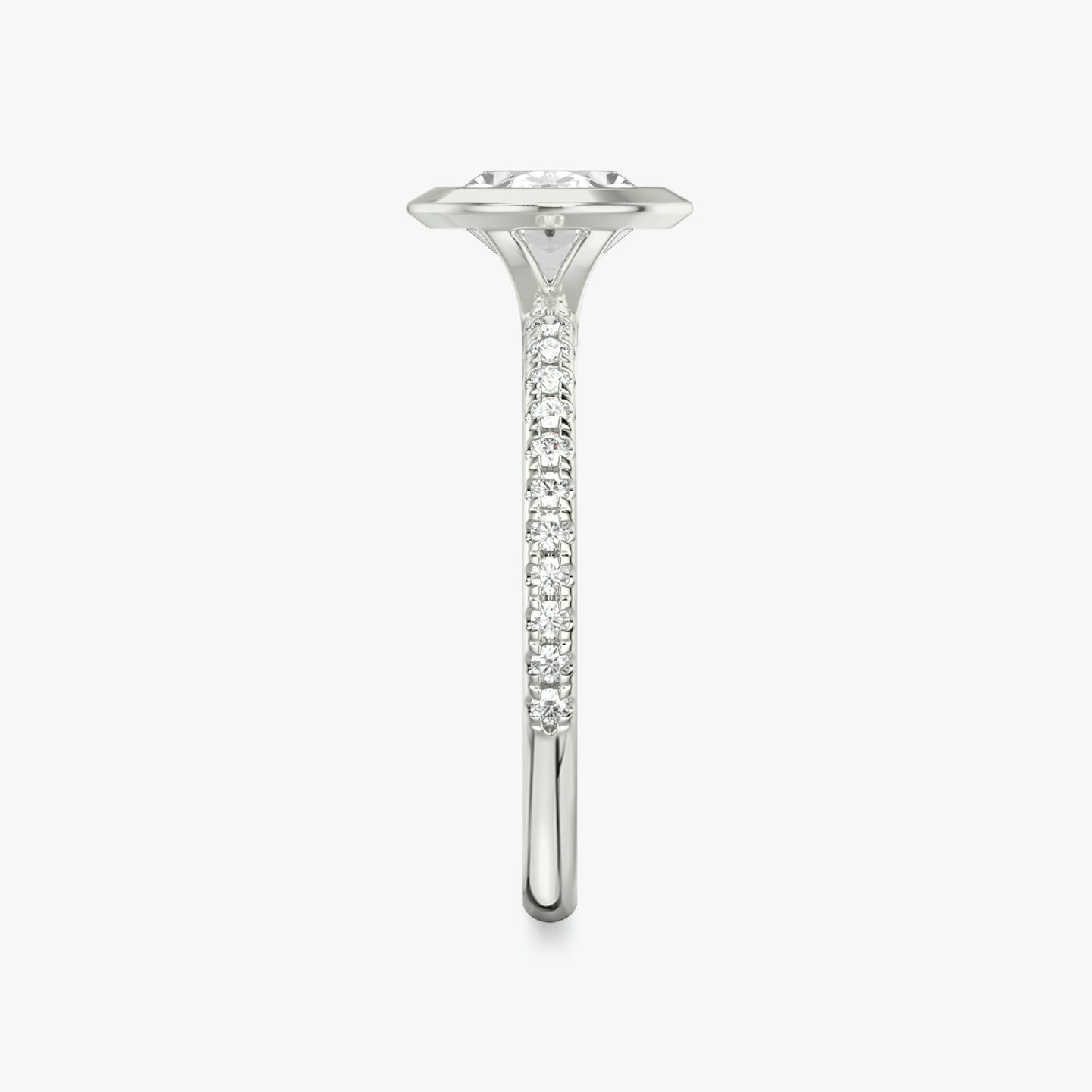 The Signature Bezel | Oval | Platinum | bandAccent: Pavé | diamondOrientation: horizontal | caratWeight: other
