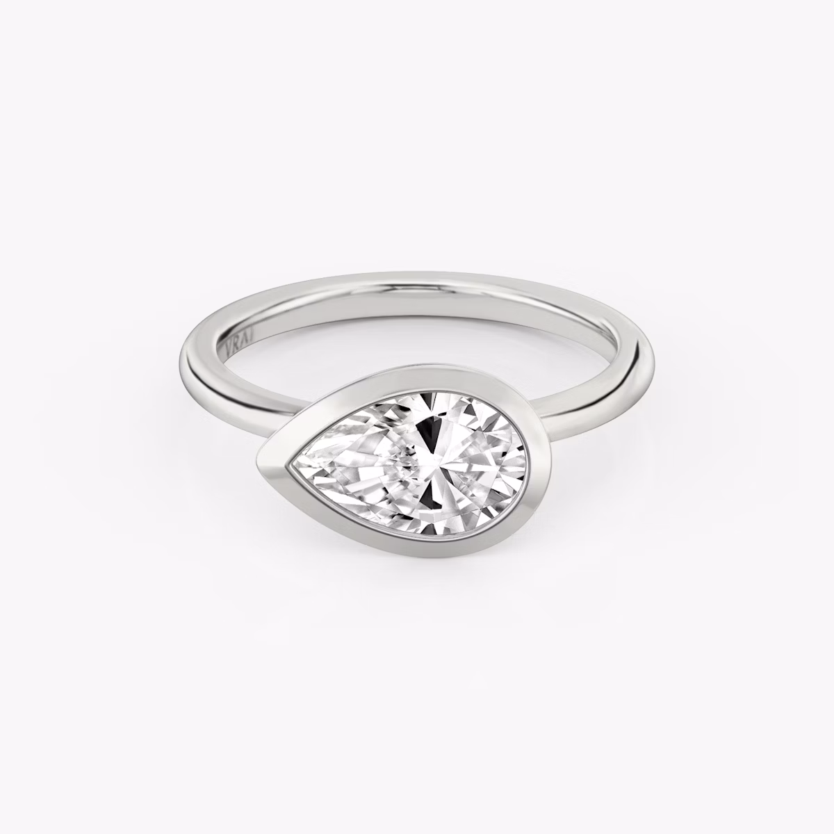 The Signature Bezel | Pear | Platinum | bandAccent: Plain | diamondOrientation: horizontal | caratWeight: other