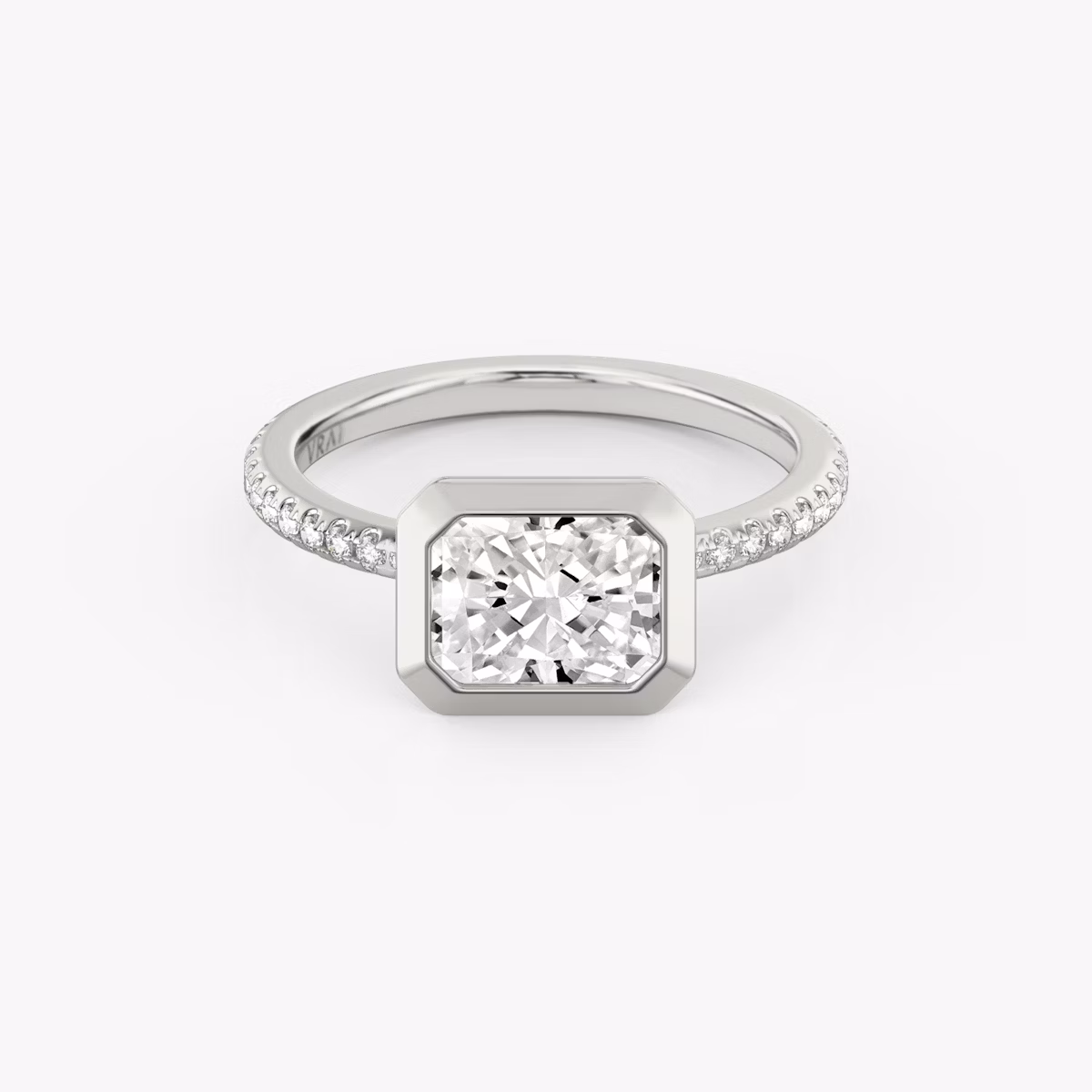 The Signature Bezel | Radiant | Platinum | bandAccent: Pavé | diamondOrientation: horizontal | caratWeight: other