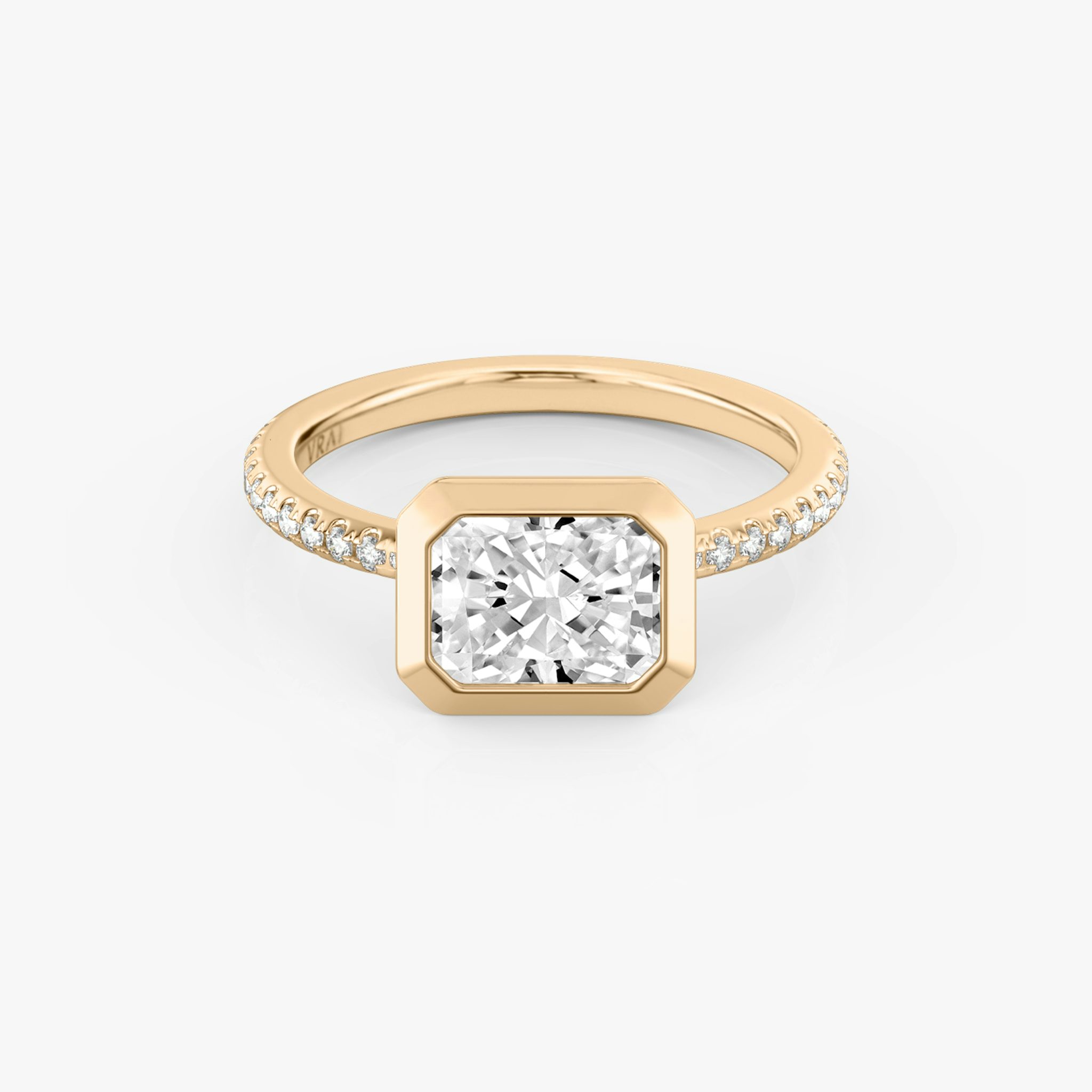 The Signature Bezel | Radiant | 14k | Rose Gold | bandAccent: Pavé | diamondOrientation: horizontal | caratWeight: other