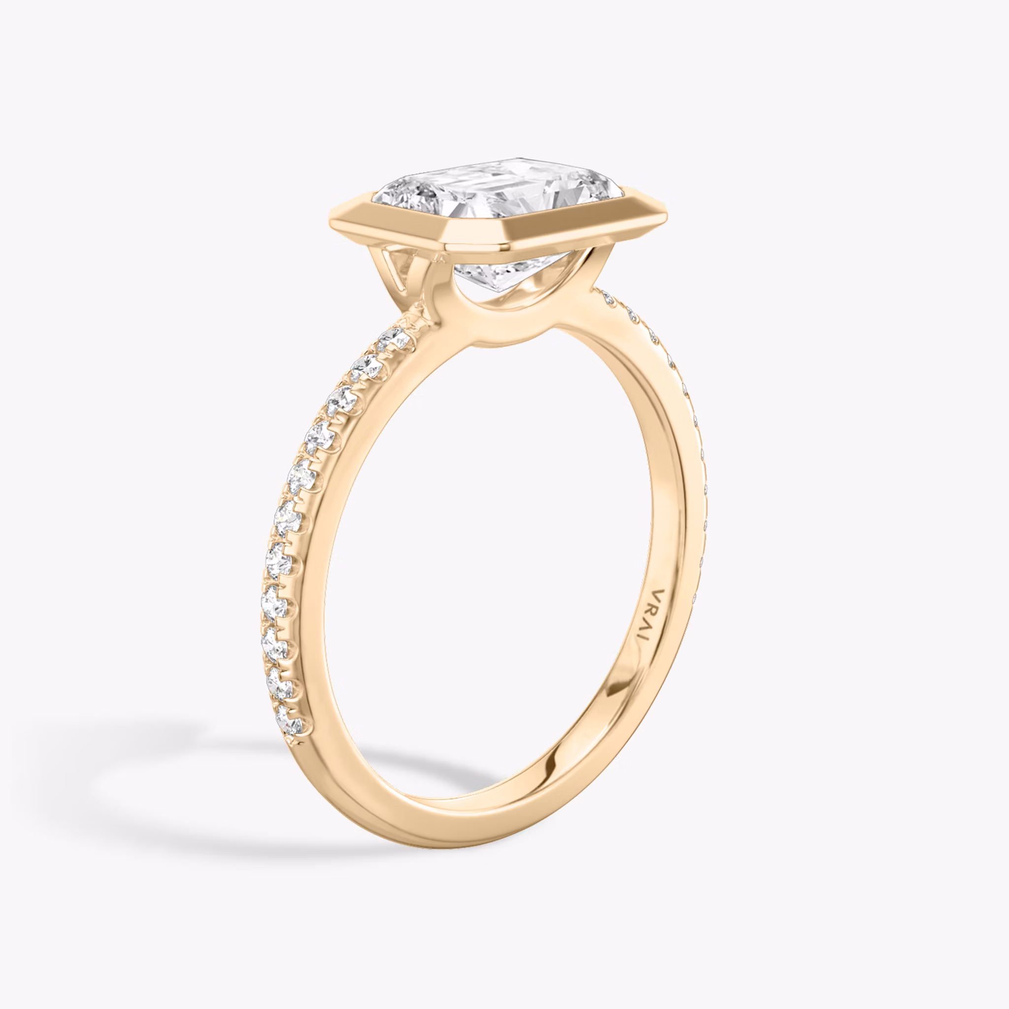 The Signature Bezel | Radiant | 14k | Rose Gold | bandAccent: Pavé | diamondOrientation: horizontal | caratWeight: other