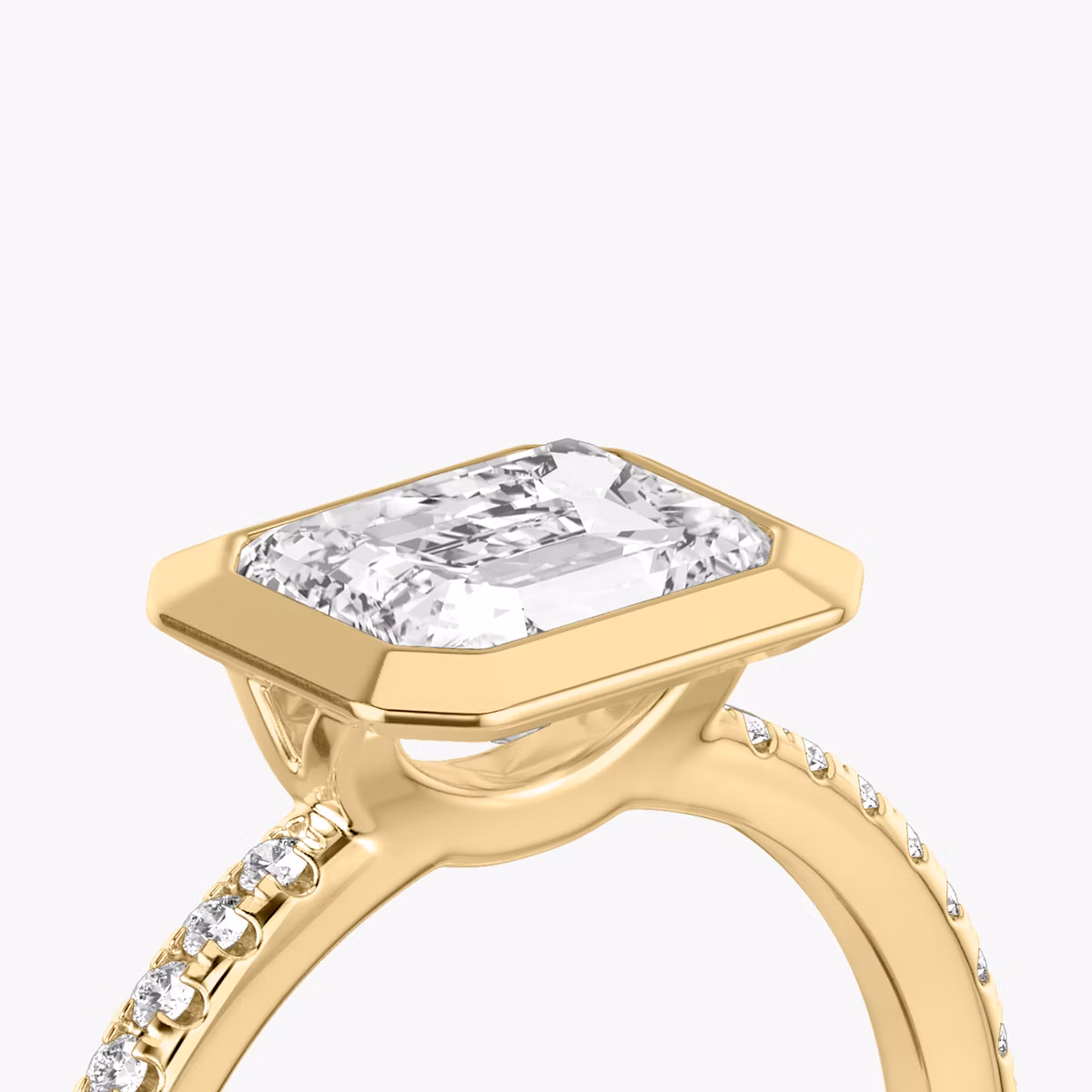 The Signature Bezel | Radiant | 18k | Yellow Gold | bandAccent: Pavé | diamondOrientation: horizontal | caratWeight: other