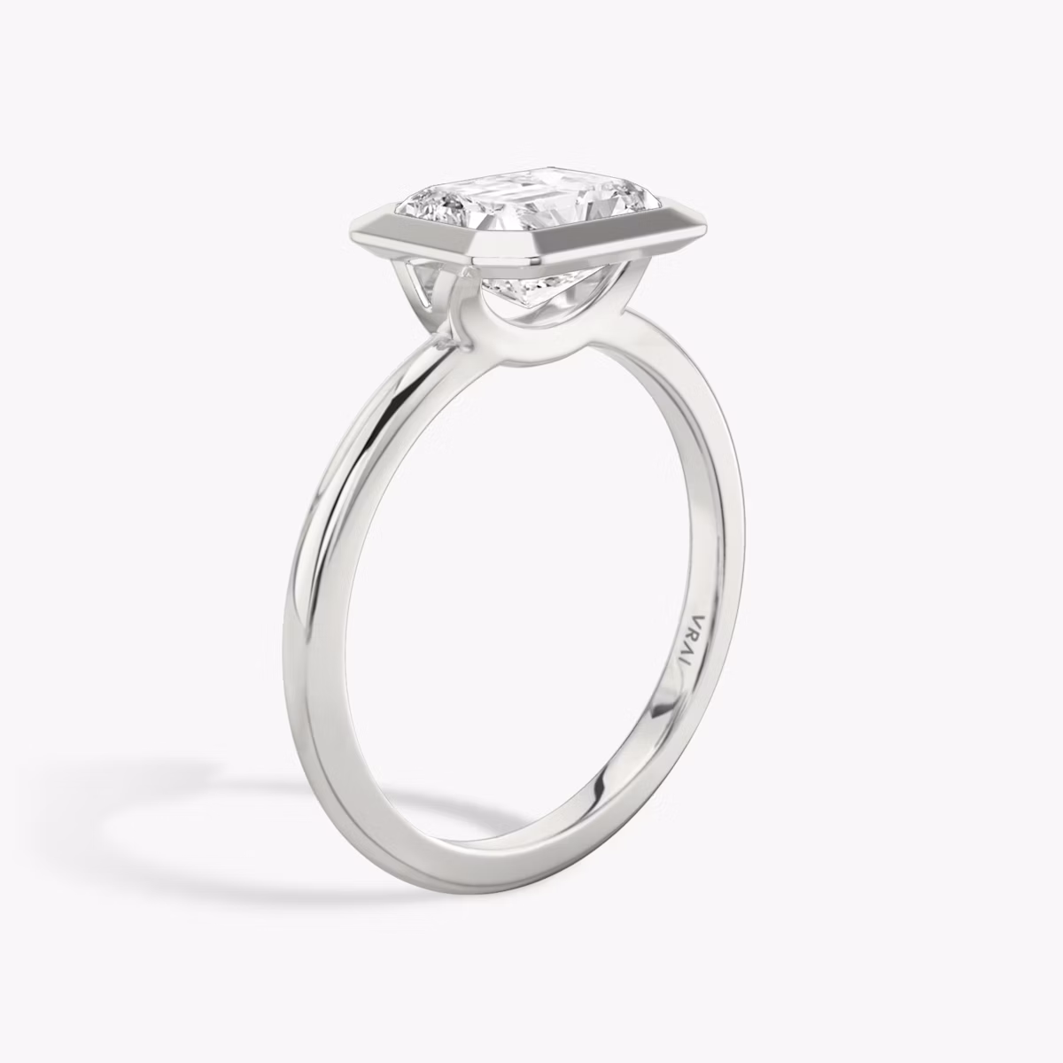 The Signature Bezel | Radiant | Platinum | bandAccent: Plain | diamondOrientation: horizontal | caratWeight: other