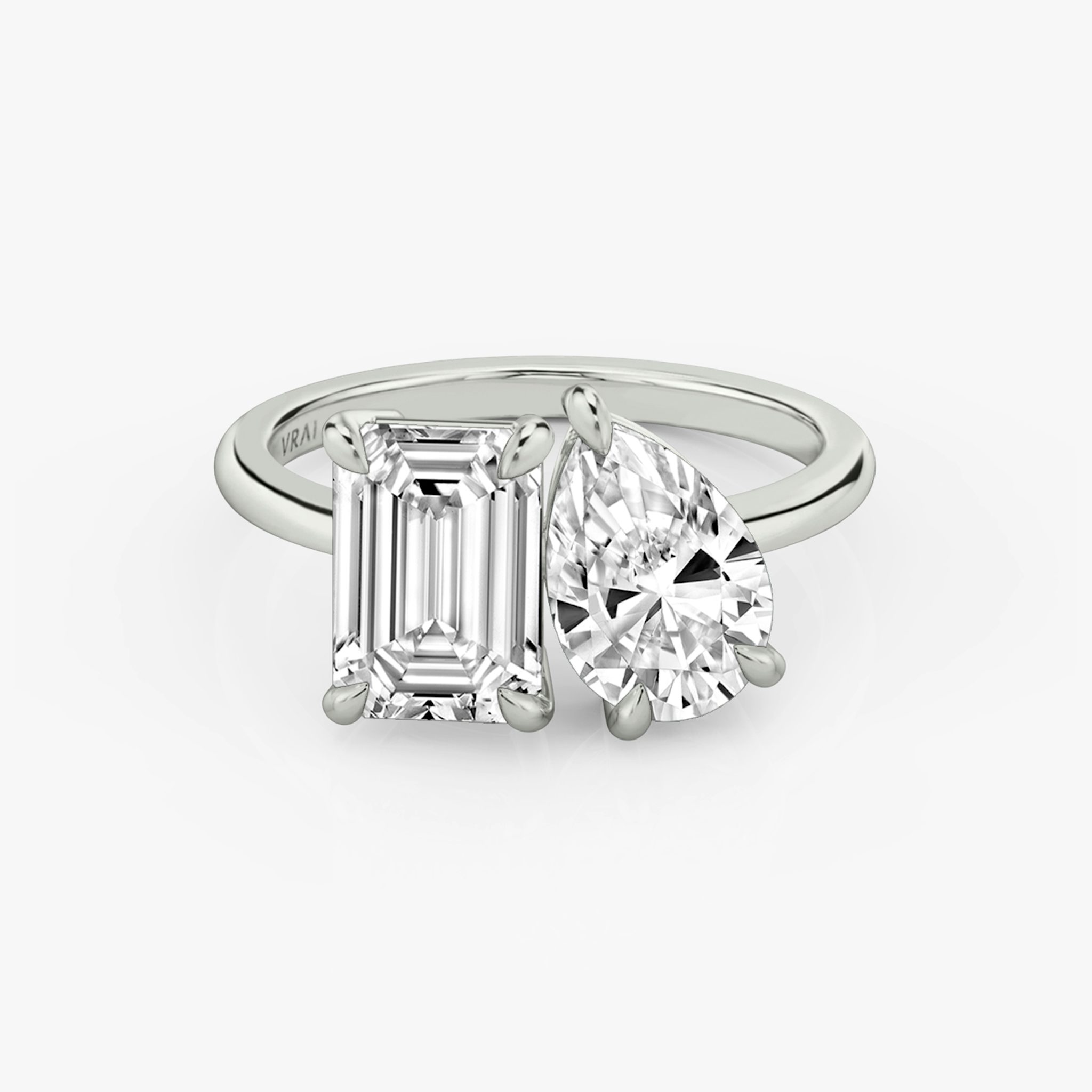 The Toi et Moi | Emerald and Pear | 18k | White Gold | bandAccent: Plain | diamondOrientation: vertical | caratWeight: other