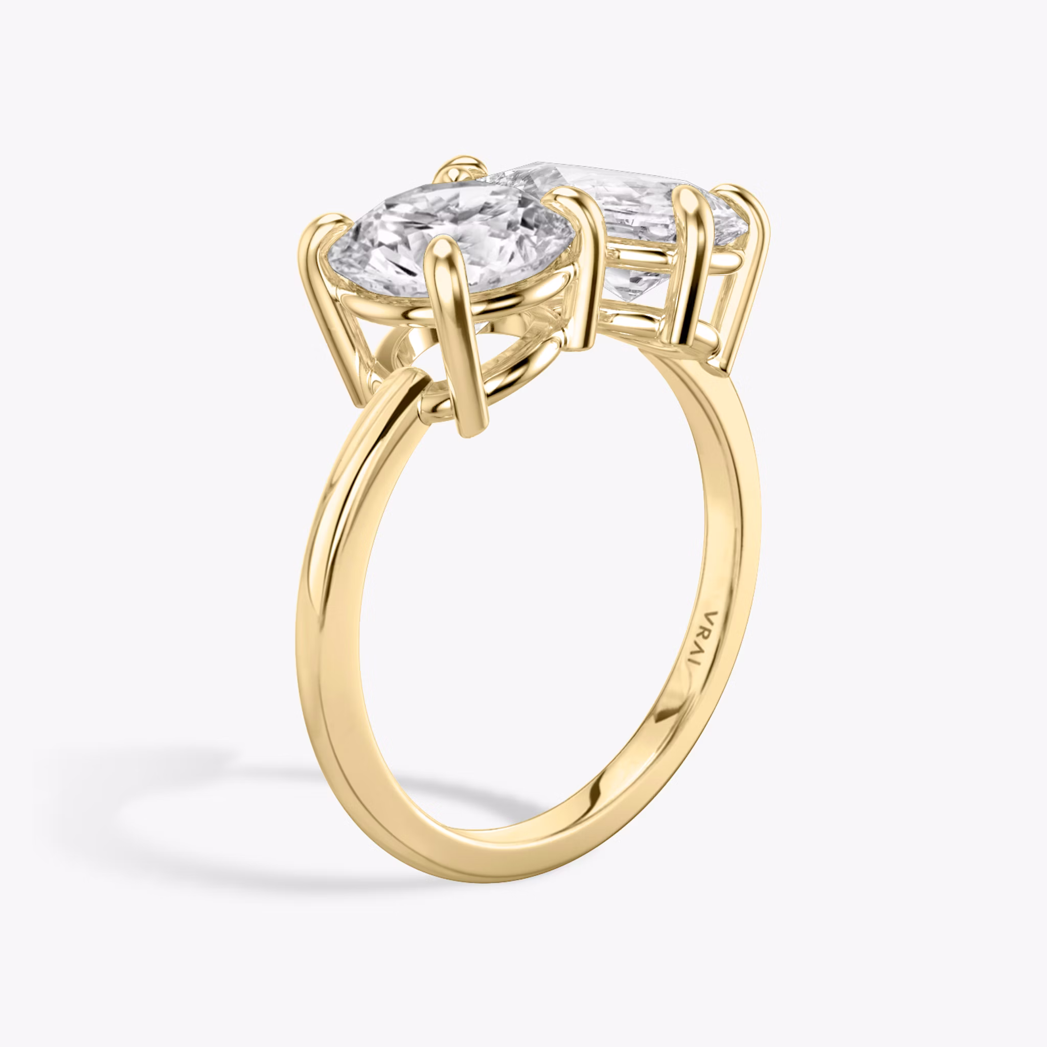 The Toi et Moi | Round Brilliant and Pear | 18k | Yellow Gold | bandAccent: Plain | diamondOrientation: vertical | caratWeight: other