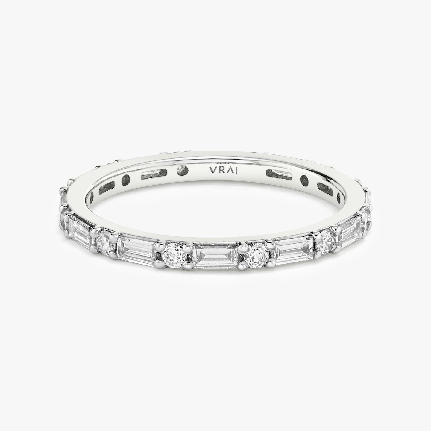 The Alternating Shapes Band | Round Brilliant | Platinum | bandStyle: full