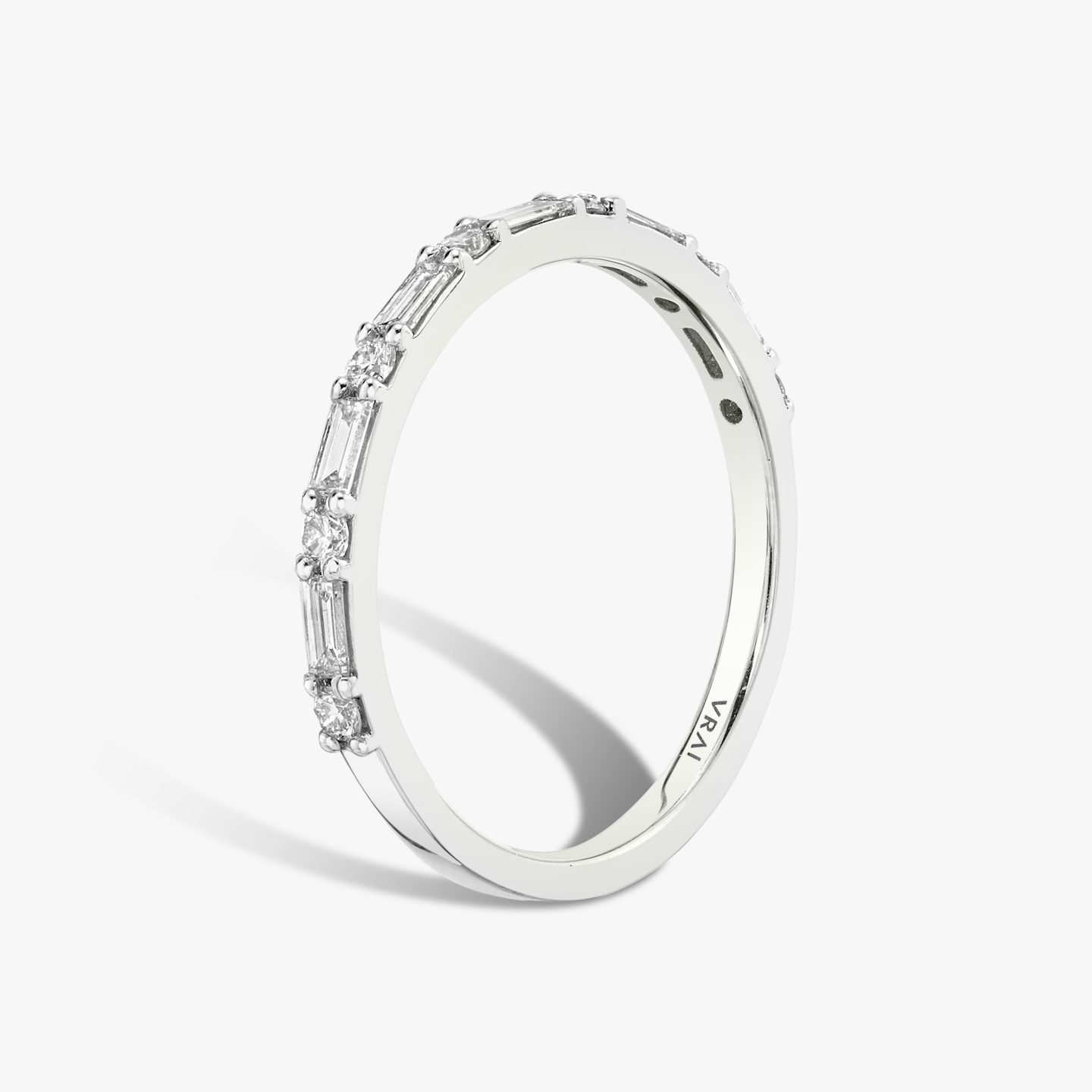 The Alternating Shapes Band | Round Brilliant | 18k | White Gold | bandStyle: half