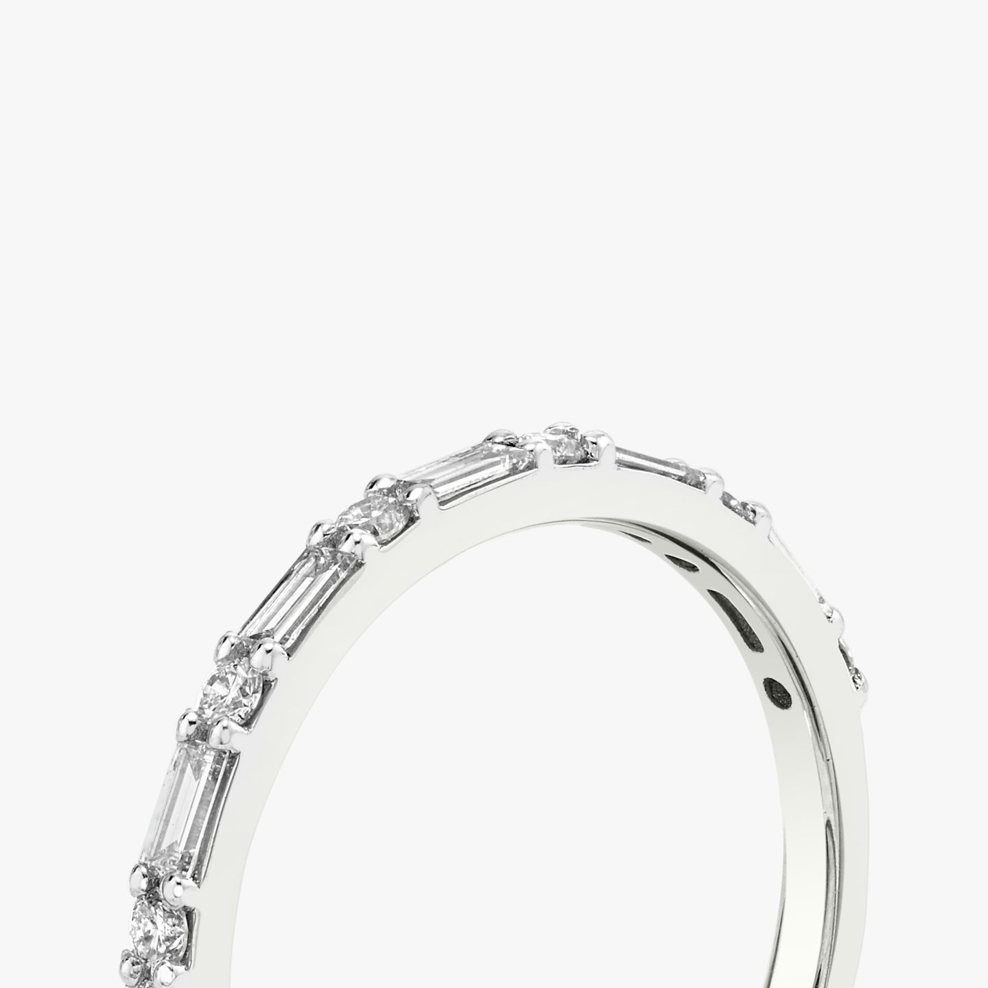 The Alternating Shapes Band | Round Brilliant | 18k | White Gold | bandStyle: half
