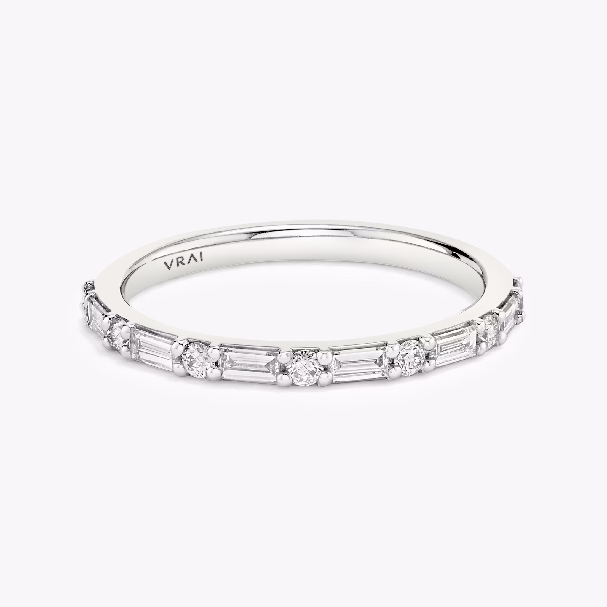The Alternating Shapes Band | Round Brilliant | 18k | White Gold | bandStyle: half