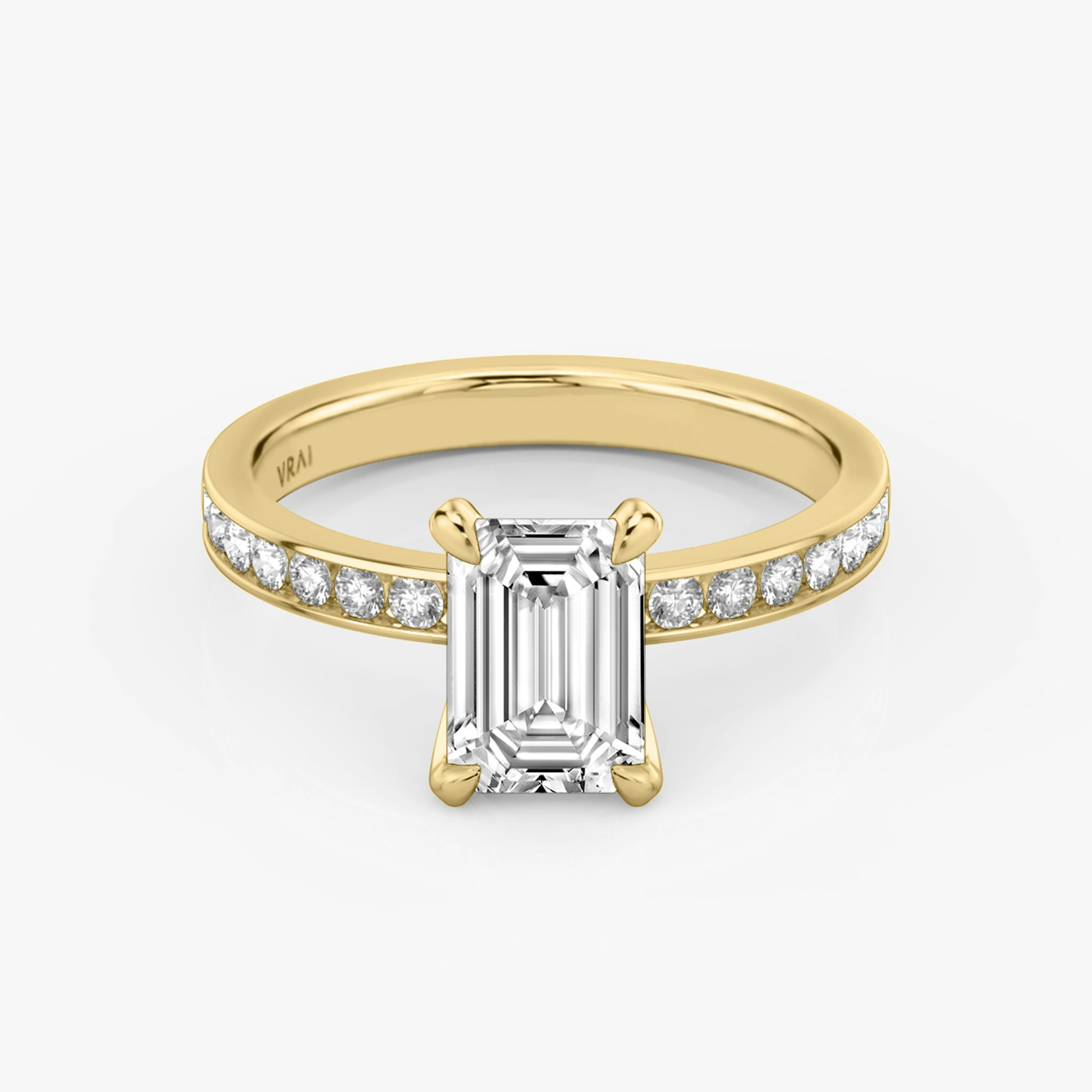 The Devotion | Emerald | 18k | Yellow Gold | bandAccent: Pavé | bandStoneShape: Round Brilliant | bandStoneStyle: large | diamondOrientation: vertical | caratWeight: other