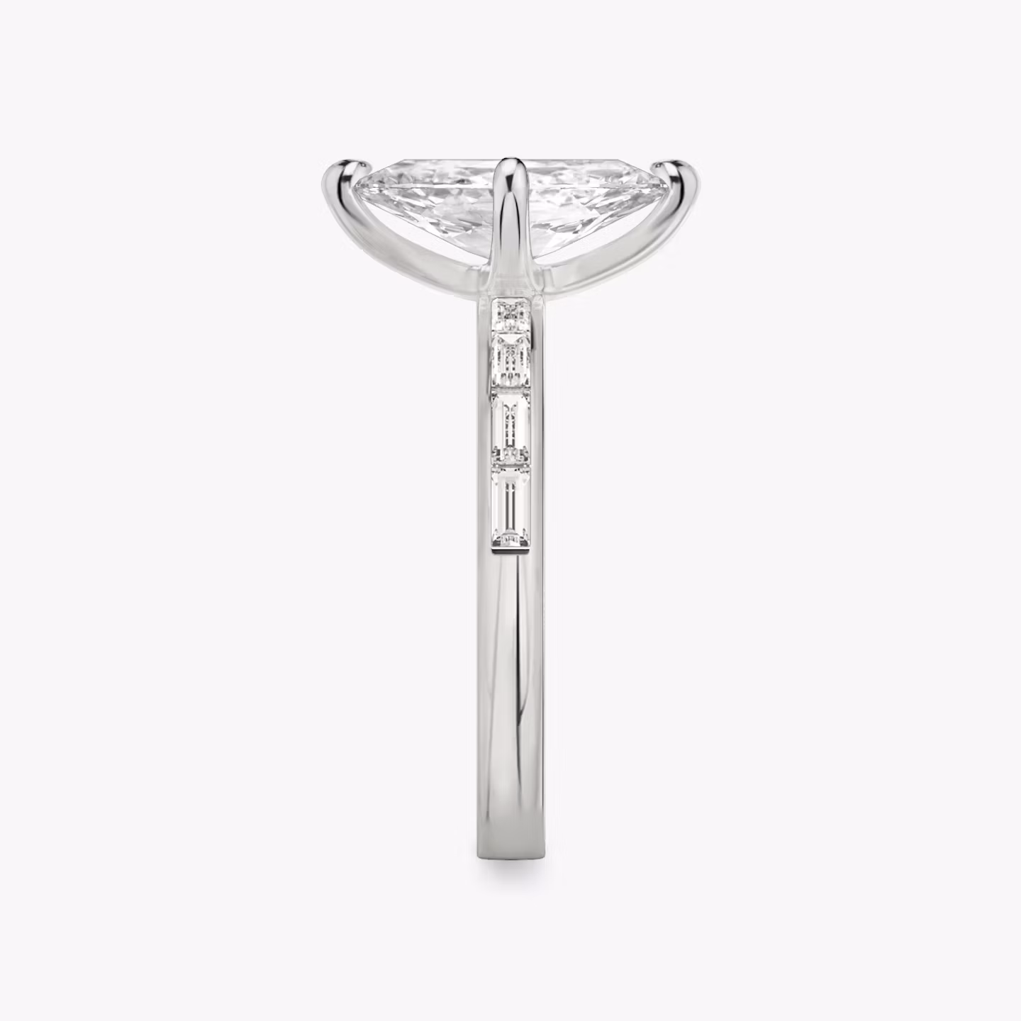 Anillo de compromiso Devotion | Marquise | Platino | bandAccent: Pavé | bandStoneShape: Baguette | bandStoneStyle: original | diamondOrientation: vertical | caratWeight: other