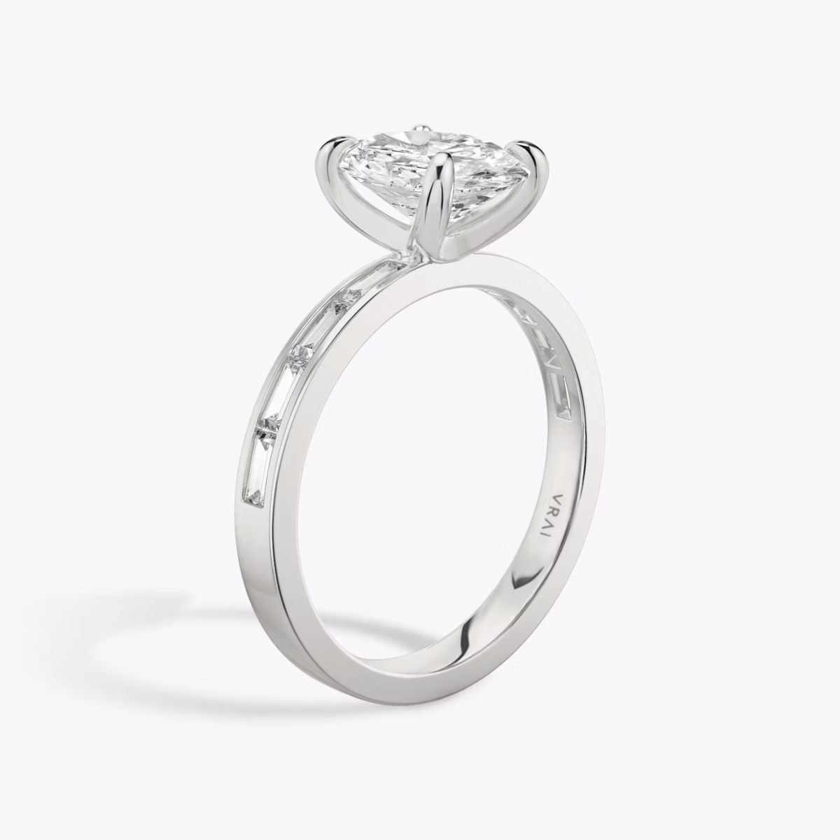 The Devotion | Oval | Platinum | bandAccent: Pavé | bandStoneShape: Baguette | bandStoneStyle: original | diamondOrientation: vertical | caratWeight: other