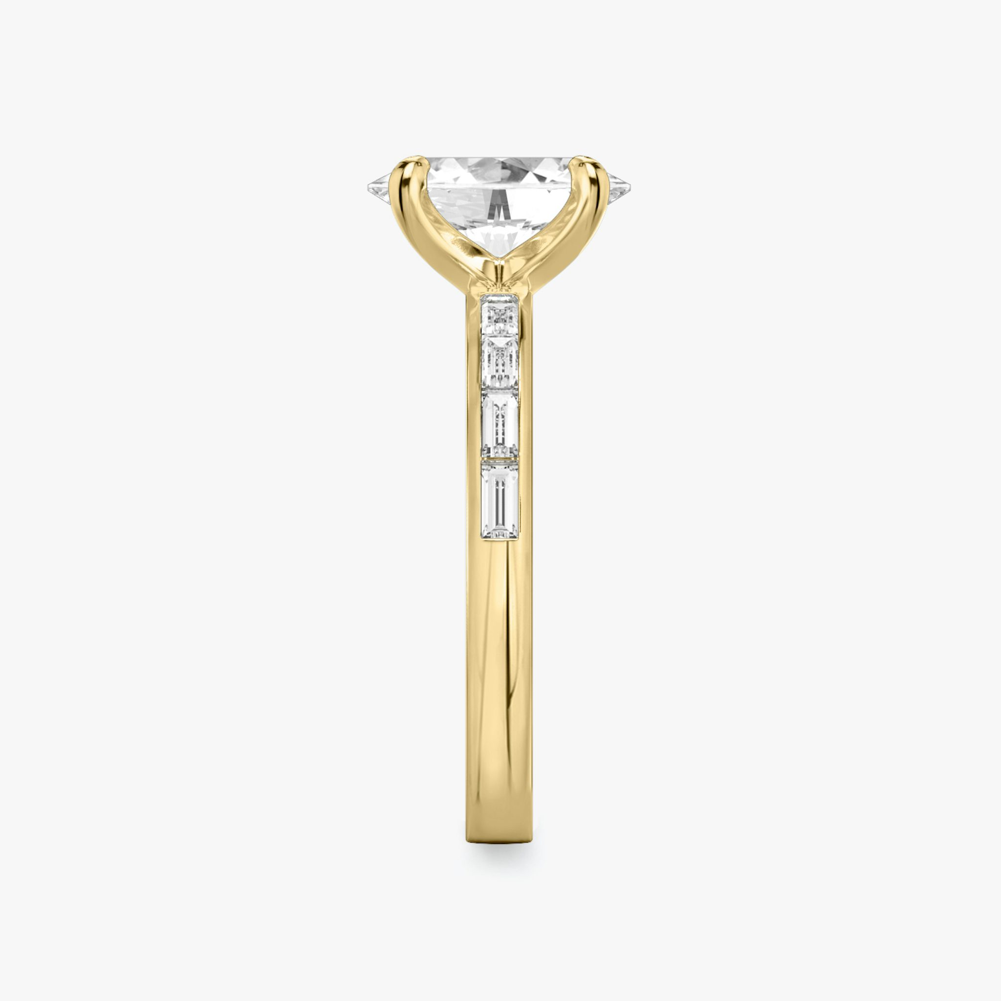 The Devotion | Oval | 18k | Yellow Gold | bandAccent: Pavé | bandStoneShape: Baguette | bandStoneStyle: original | diamondOrientation: vertical | caratWeight: other
