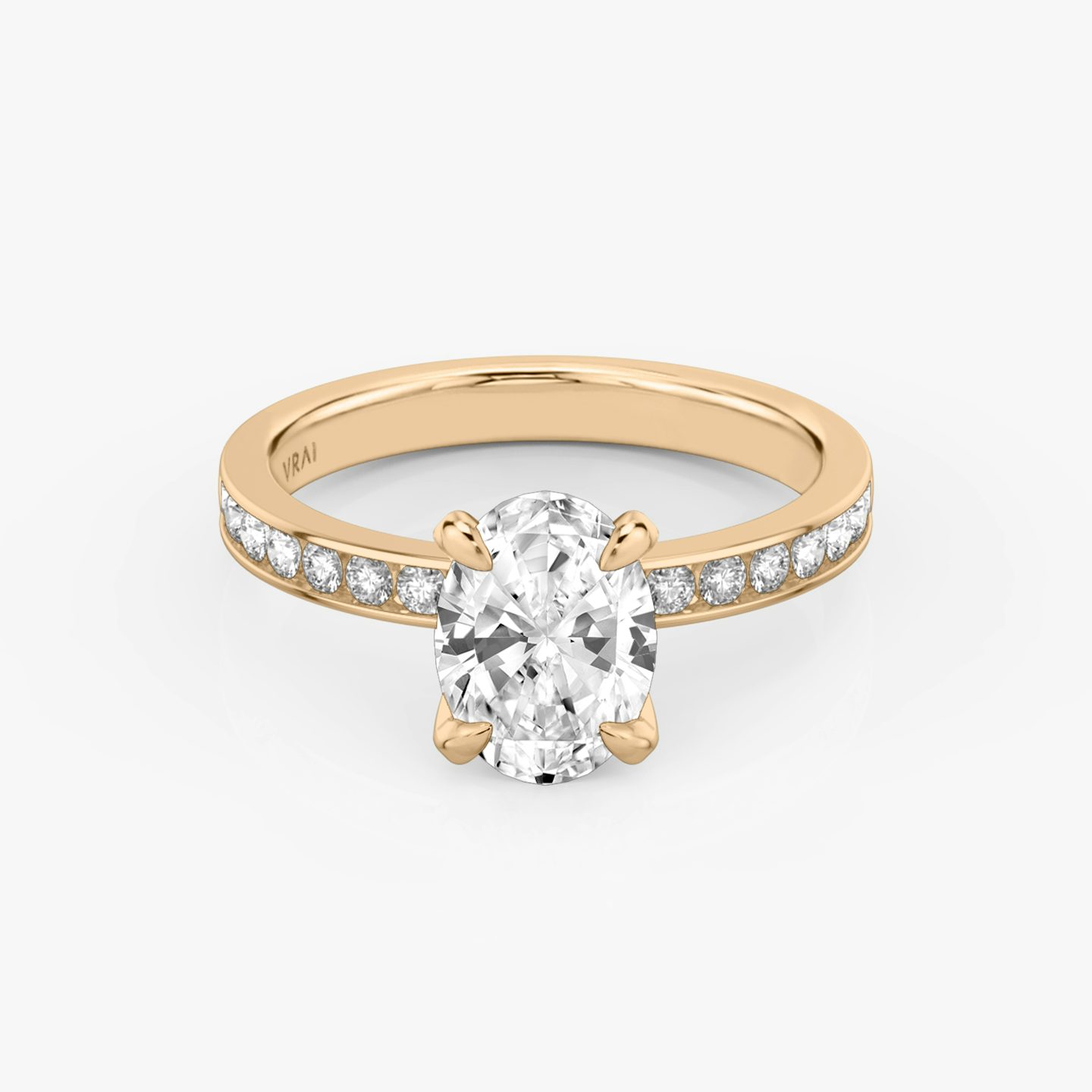 Devotion | Oval | 14k | Roségold | bandAccent: Mit Pavé-Besatz | bandStoneShape: Rund | bandStoneStyle: large | diamondOrientation: vertical | caratWeight: other