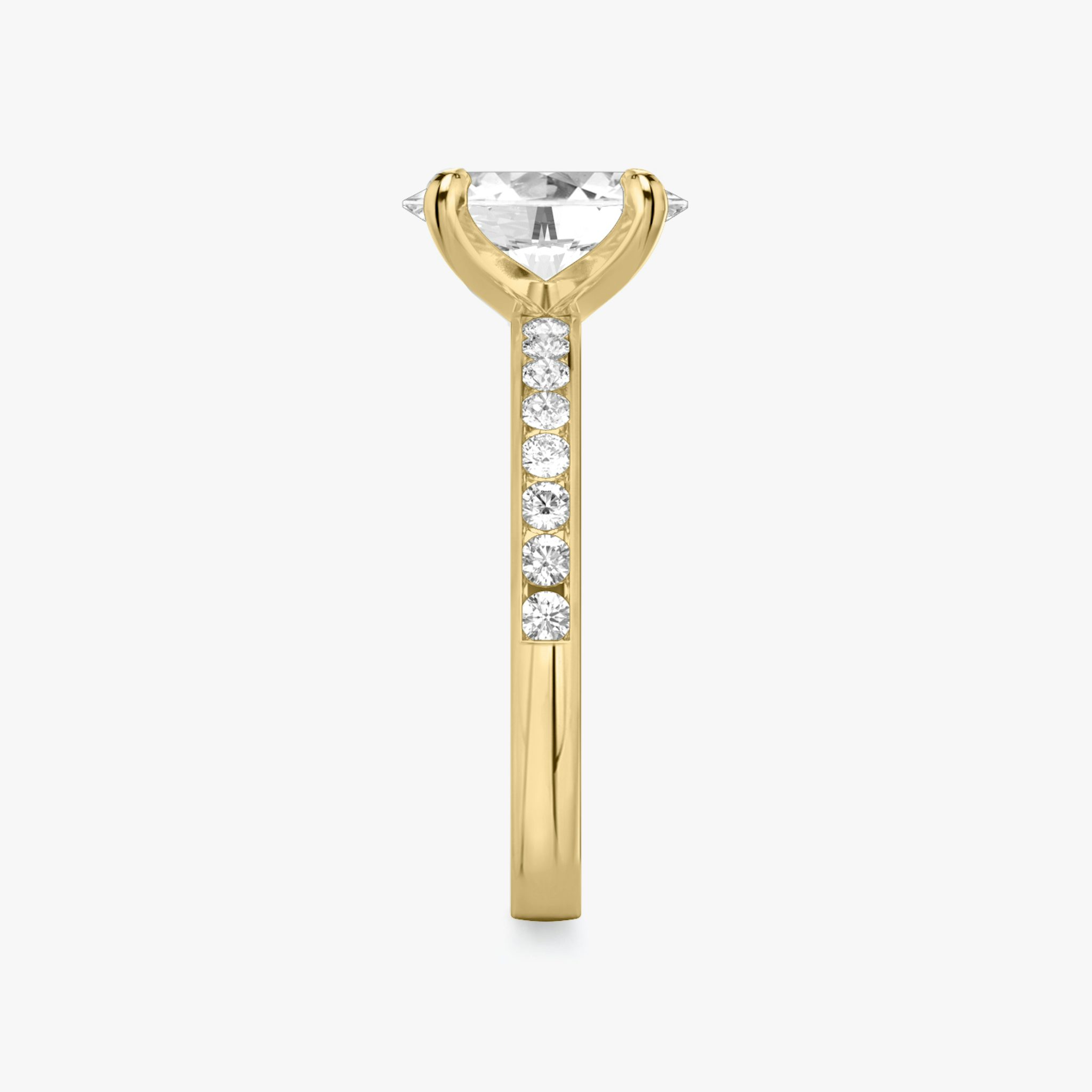 The Devotion | Oval | 18k | Yellow Gold | bandAccent: Pavé | bandStoneShape: Round Brilliant | bandStoneStyle: large | diamondOrientation: vertical | caratWeight: other