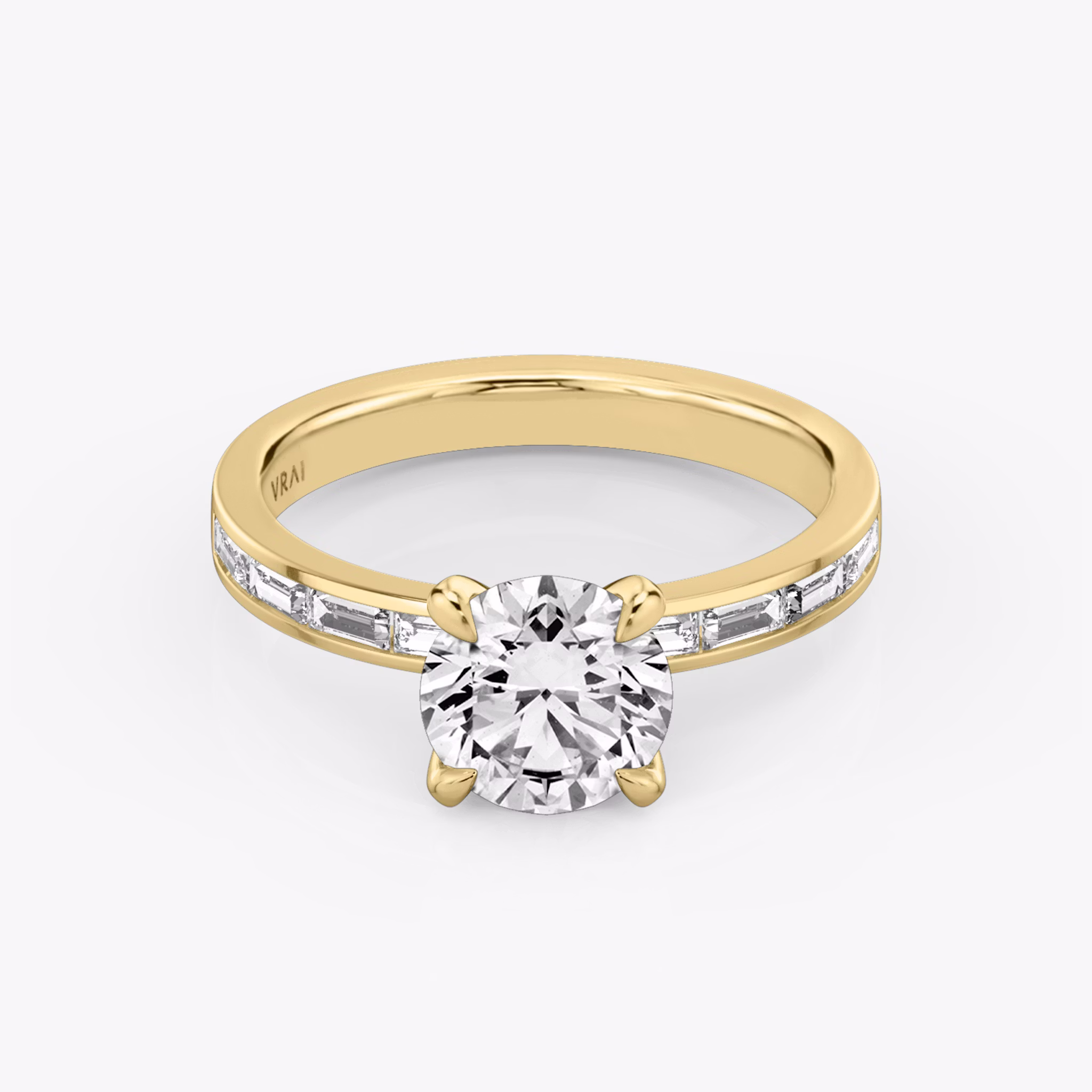 Anillo de compromiso Devotion | Brillante | 18k | Oro amarillo | bandAccent: Pavé | bandStoneShape: Baguette | bandStoneStyle: original | caratWeight: other | diamondOrientation: vertical