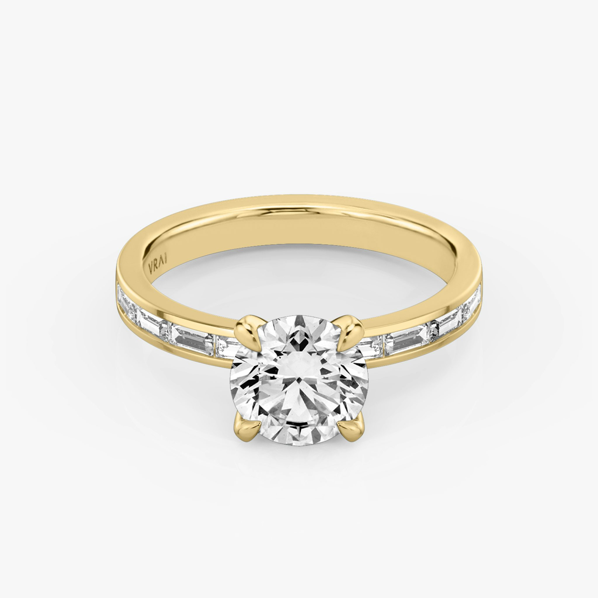 Anillo de compromiso Devotion | Brillante | 18k | Oro amarillo | bandAccent: Pavé | bandStoneShape: Baguette | bandStoneStyle: original | caratWeight: other | diamondOrientation: vertical