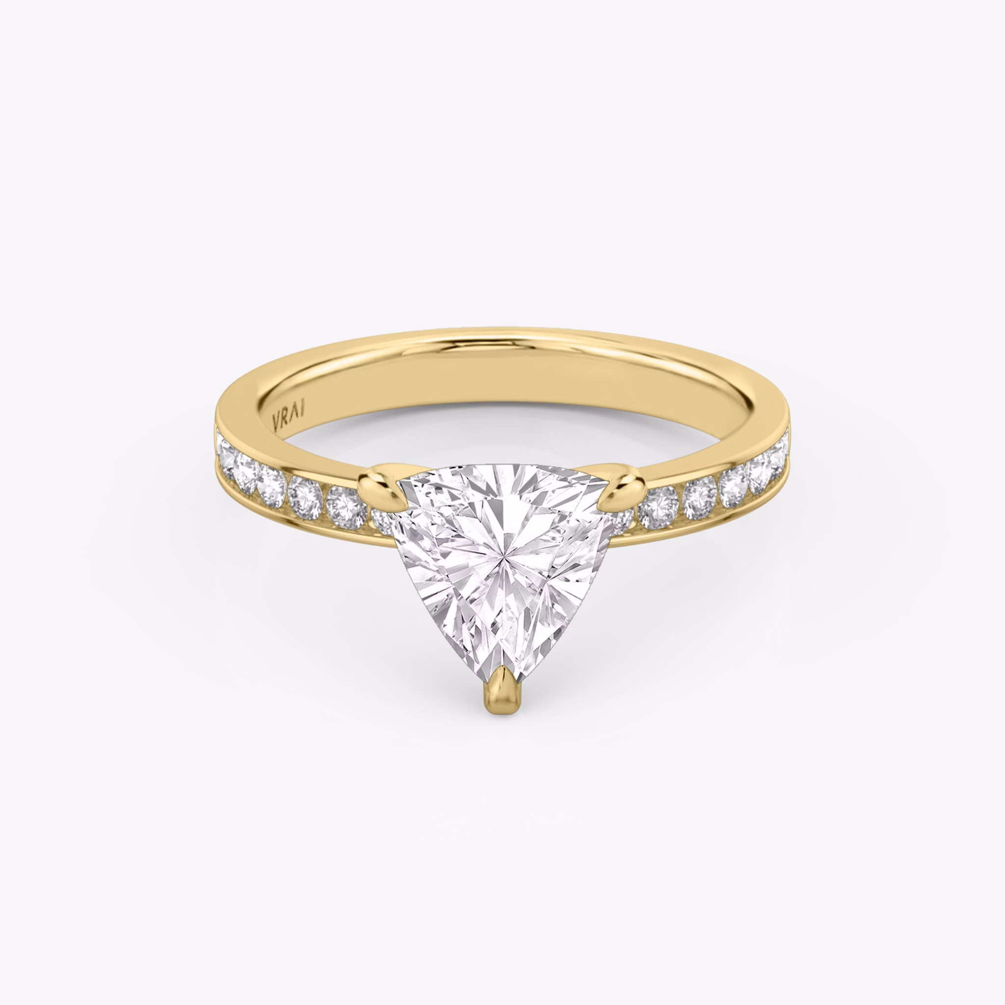 The Devotion | Trillion | 18k | Yellow Gold | bandAccent: Pavé | bandStoneShape: Round Brilliant | bandStoneStyle: large | diamondOrientation: vertical | caratWeight: other