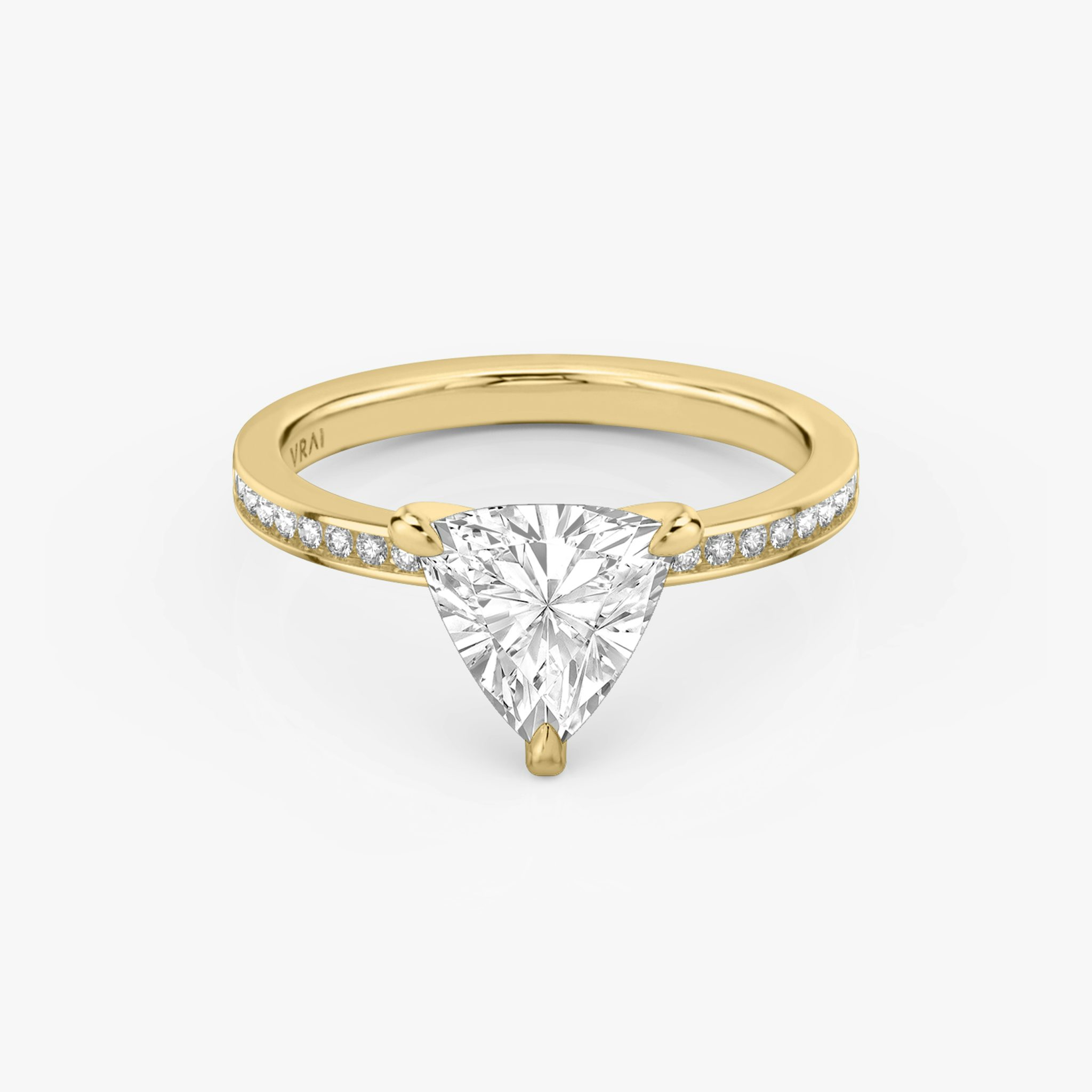 The Devotion | Trillion | 18k | Yellow Gold | bandAccent: Pavé | bandStoneShape: Round Brilliant | bandStoneStyle: original | diamondOrientation: vertical | caratWeight: other