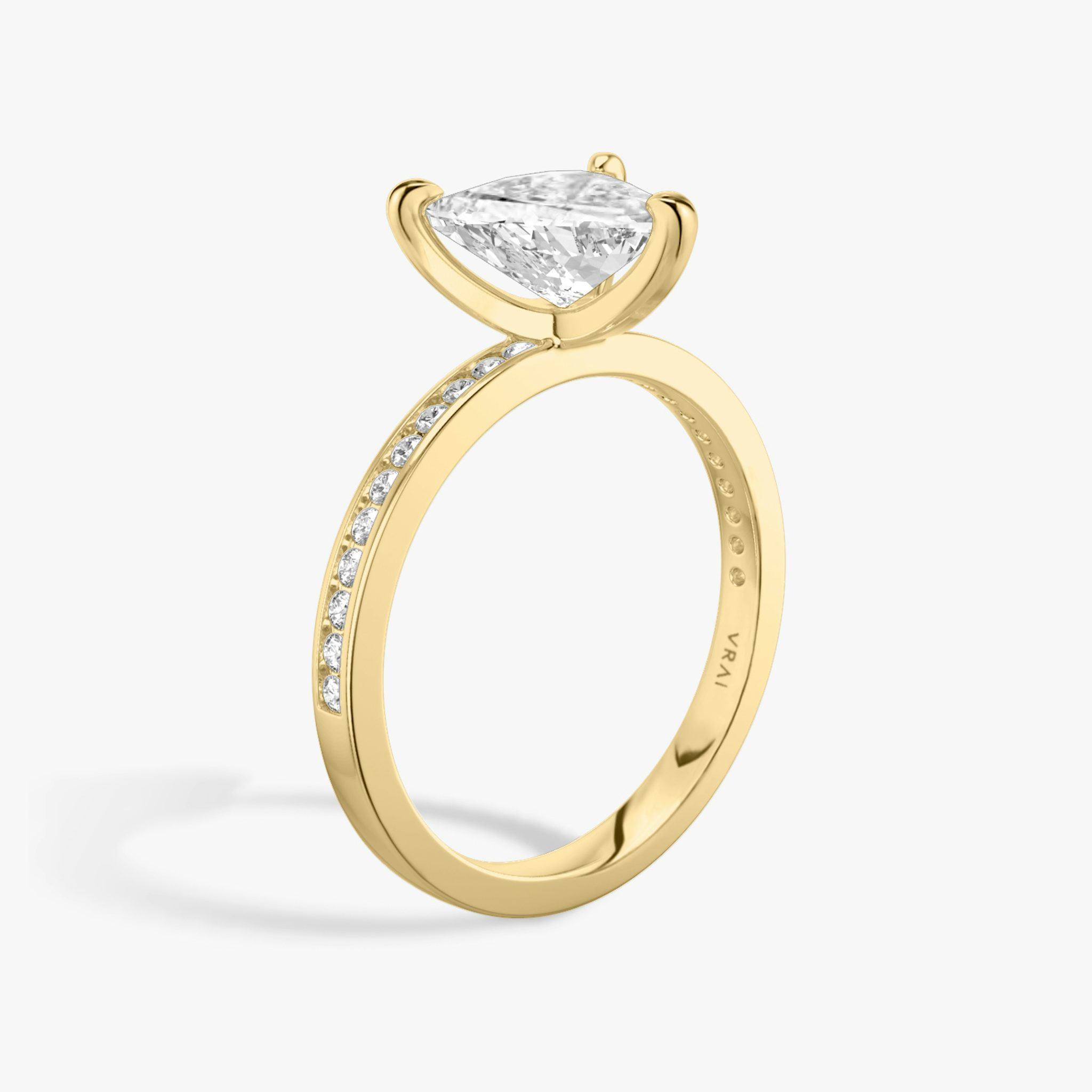 The Devotion | Trillion | 18k | Yellow Gold | bandAccent: Pavé | bandStoneShape: Round Brilliant | bandStoneStyle: original | diamondOrientation: vertical | caratWeight: other