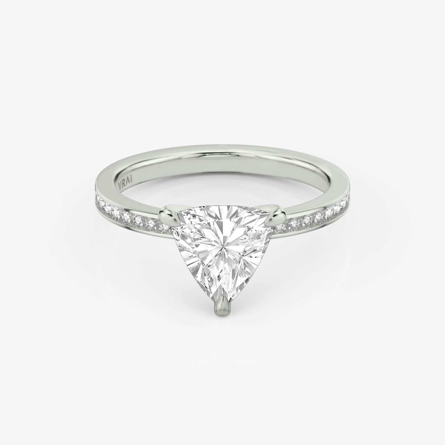 The Devotion | Trillion | Platinum | bandAccent: Pavé | bandStoneShape: Round Brilliant | bandStoneStyle: original | diamondOrientation: vertical | caratWeight: other