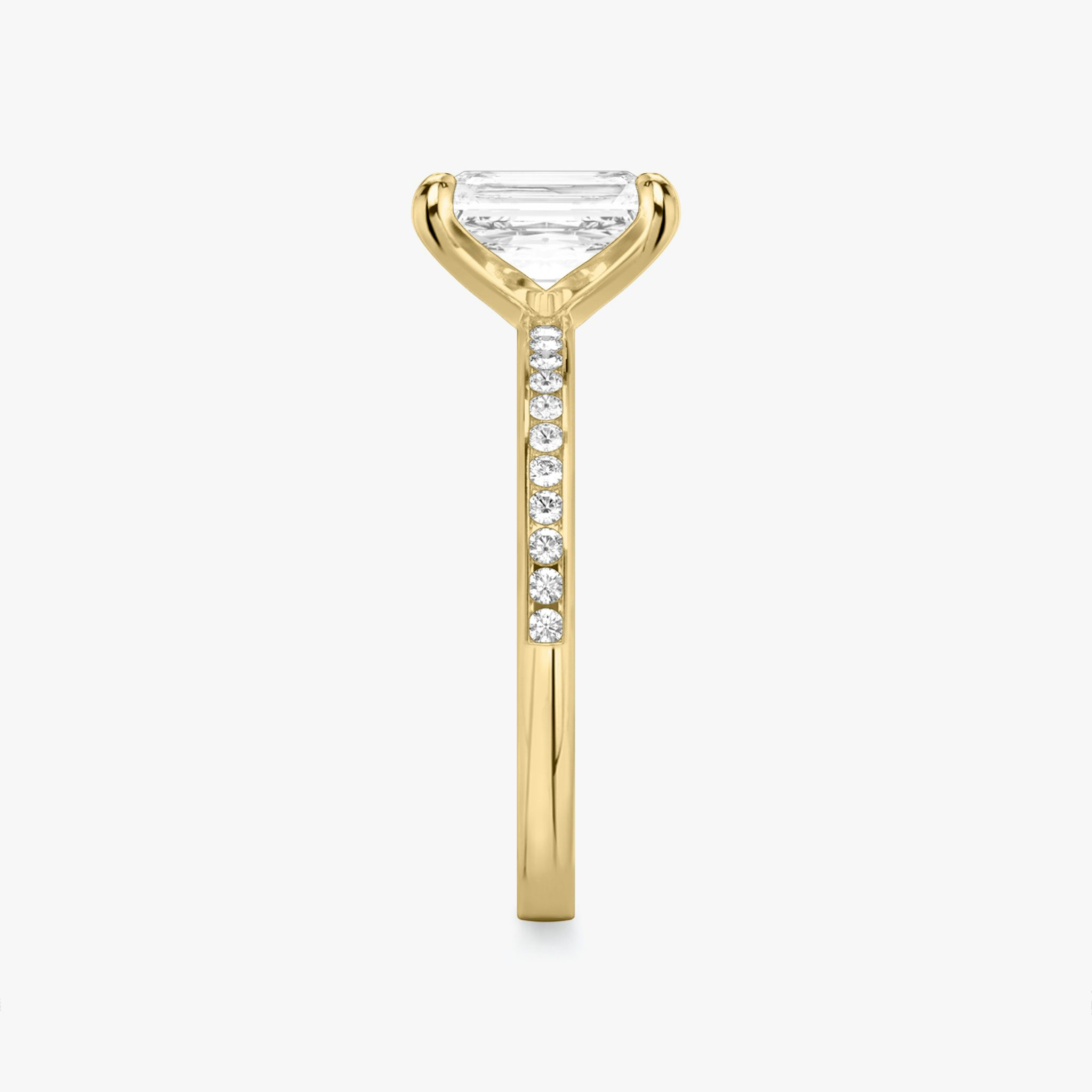 The Devotion | Radiant | 18k | Yellow Gold | bandAccent: Pavé | bandStoneShape: Round Brilliant | bandStoneStyle: original | diamondOrientation: vertical | caratWeight: other