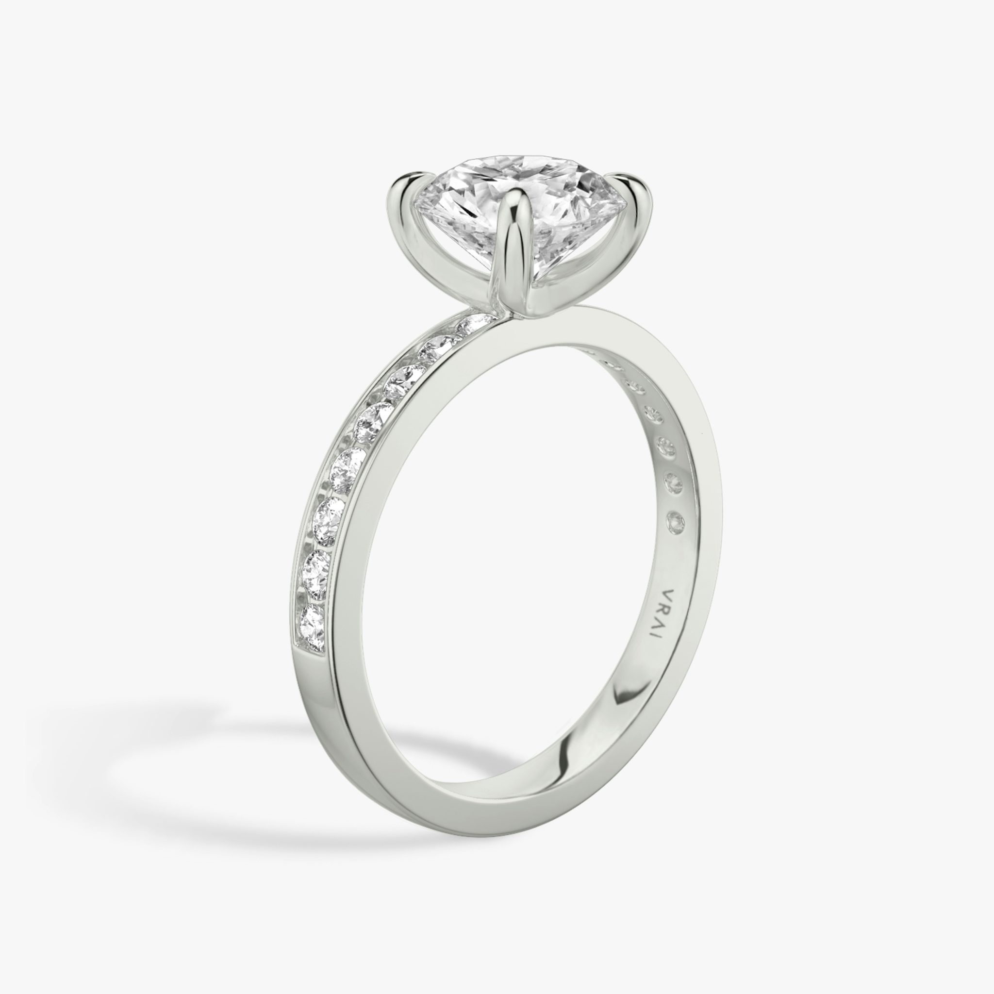 The Devotion | Round Brilliant | 18k | White Gold | bandAccent: Pavé | bandStoneShape: Round Brilliant | bandStoneStyle: large | caratWeight: 2.0ct | diamondOrientation: vertical
