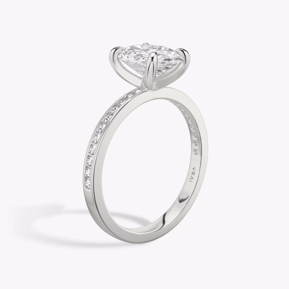 The Devotion | Oval | 18k | White Gold | bandAccent: Pavé | bandStoneShape: Round Brilliant | bandStoneStyle: original | diamondOrientation: vertical | caratWeight: other
