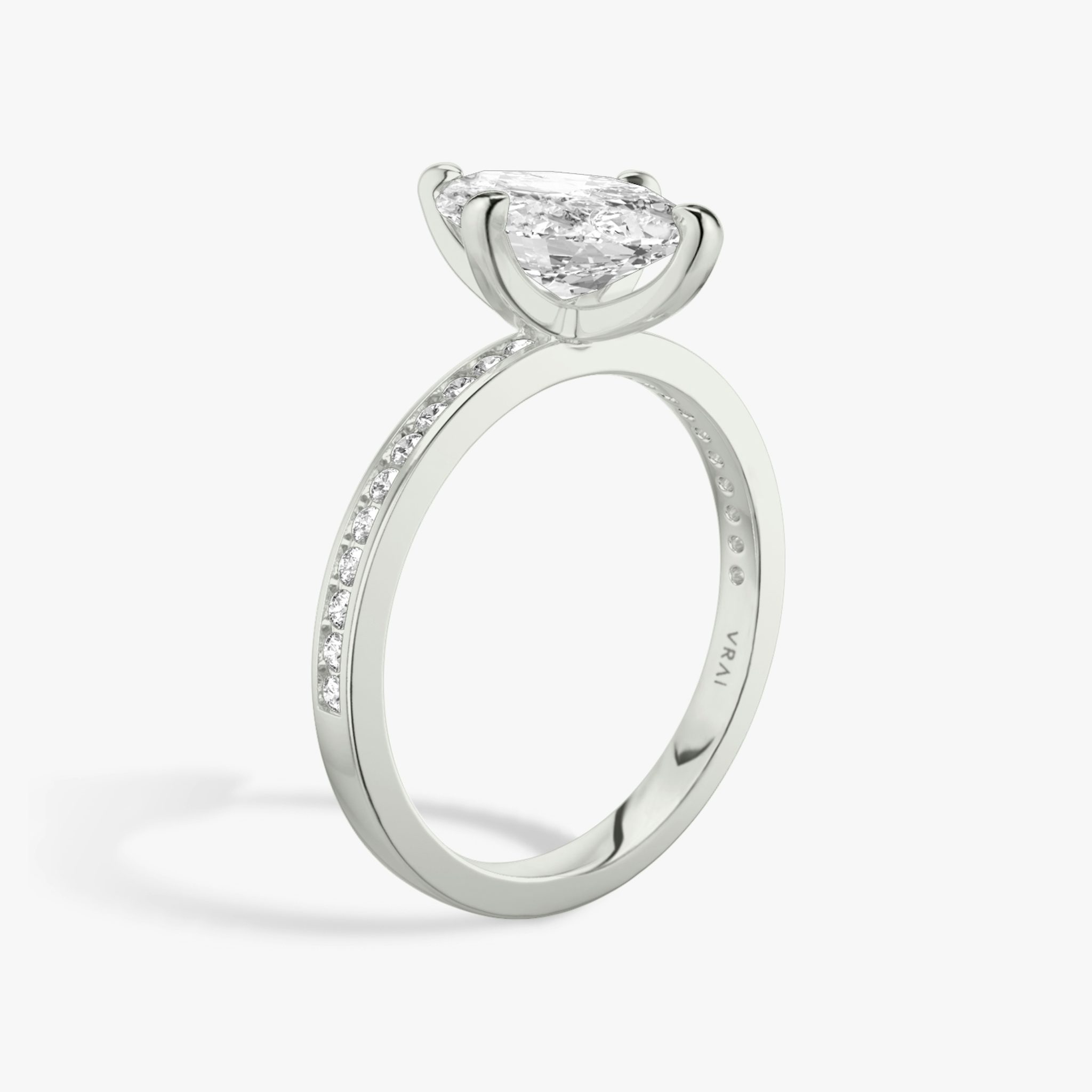 The Devotion | Marquise | Platinum | bandAccent: Pavé | bandStoneShape: Round Brilliant | bandStoneStyle: original | diamondOrientation: vertical | caratWeight: other