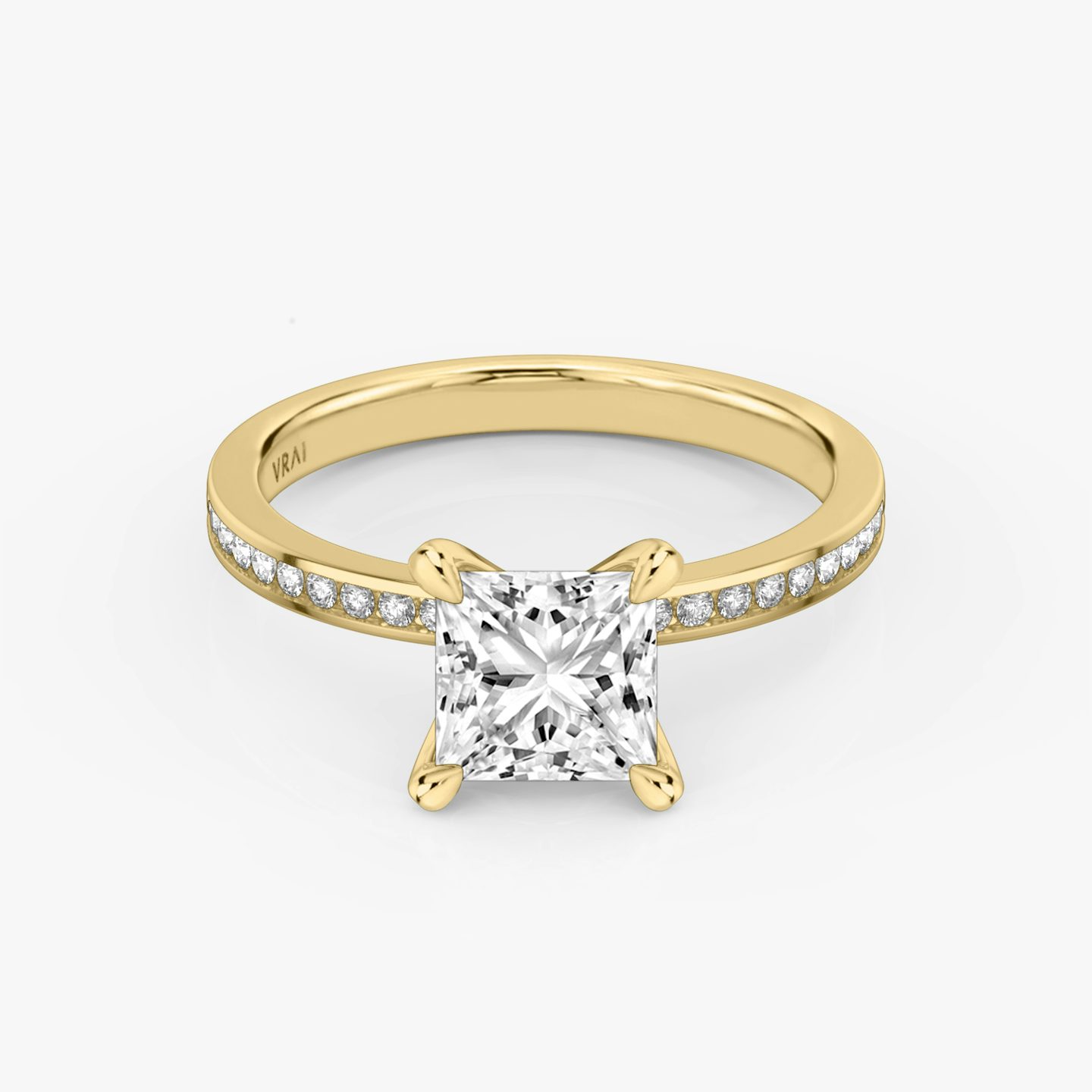 The Devotion | Princess | 18k | Yellow Gold | bandAccent: Pavé | bandStoneShape: Round Brilliant | bandStoneStyle: original | diamondOrientation: vertical | caratWeight: other