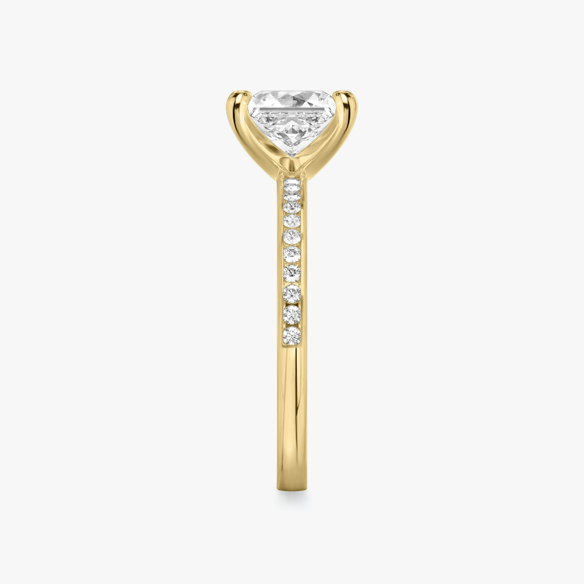 The Devotion | Princess | 18k | Yellow Gold | bandAccent: Pavé | bandStoneShape: Round Brilliant | bandStoneStyle: original | diamondOrientation: vertical | caratWeight: other