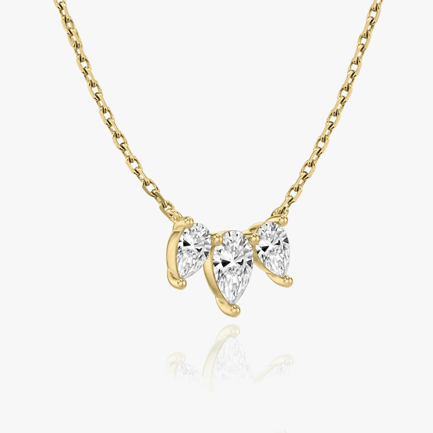 Collar Arc | Pera | 14k | Oro amarillo | diamondCount: 3 | diamondSize: original | chainLength: 16-18