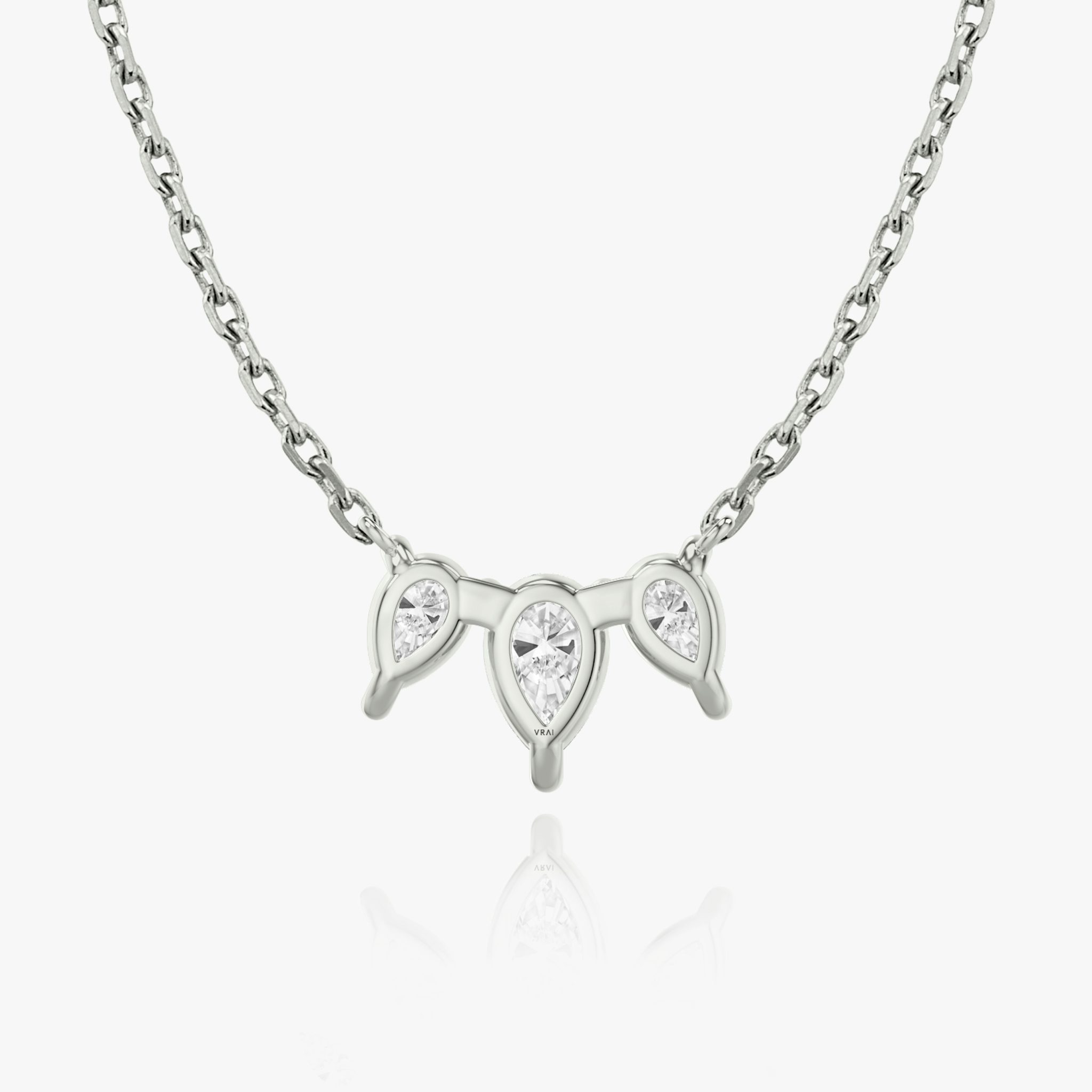 Arc Necklace | Pear | 14k | White Gold | diamondCount: 3 | diamondSize: original | chainLength: 16-18