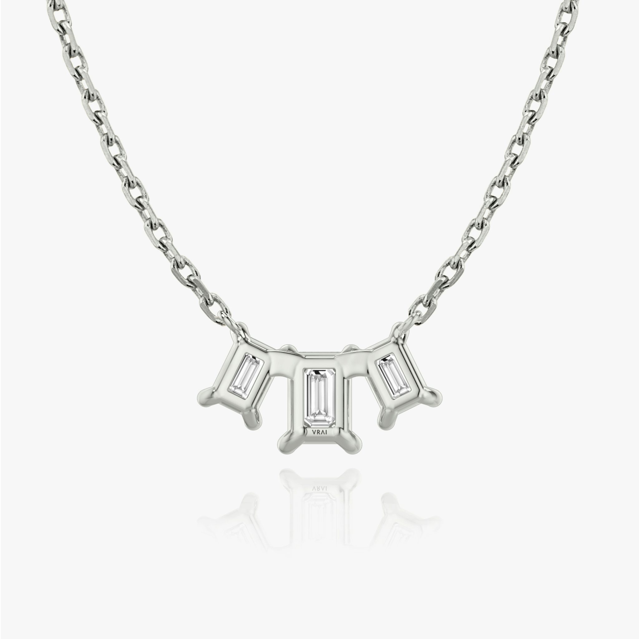 Arc Necklace | Emerald | 14k | White Gold | diamondCount: 3 | diamondSize: original | chainLength: 16-18