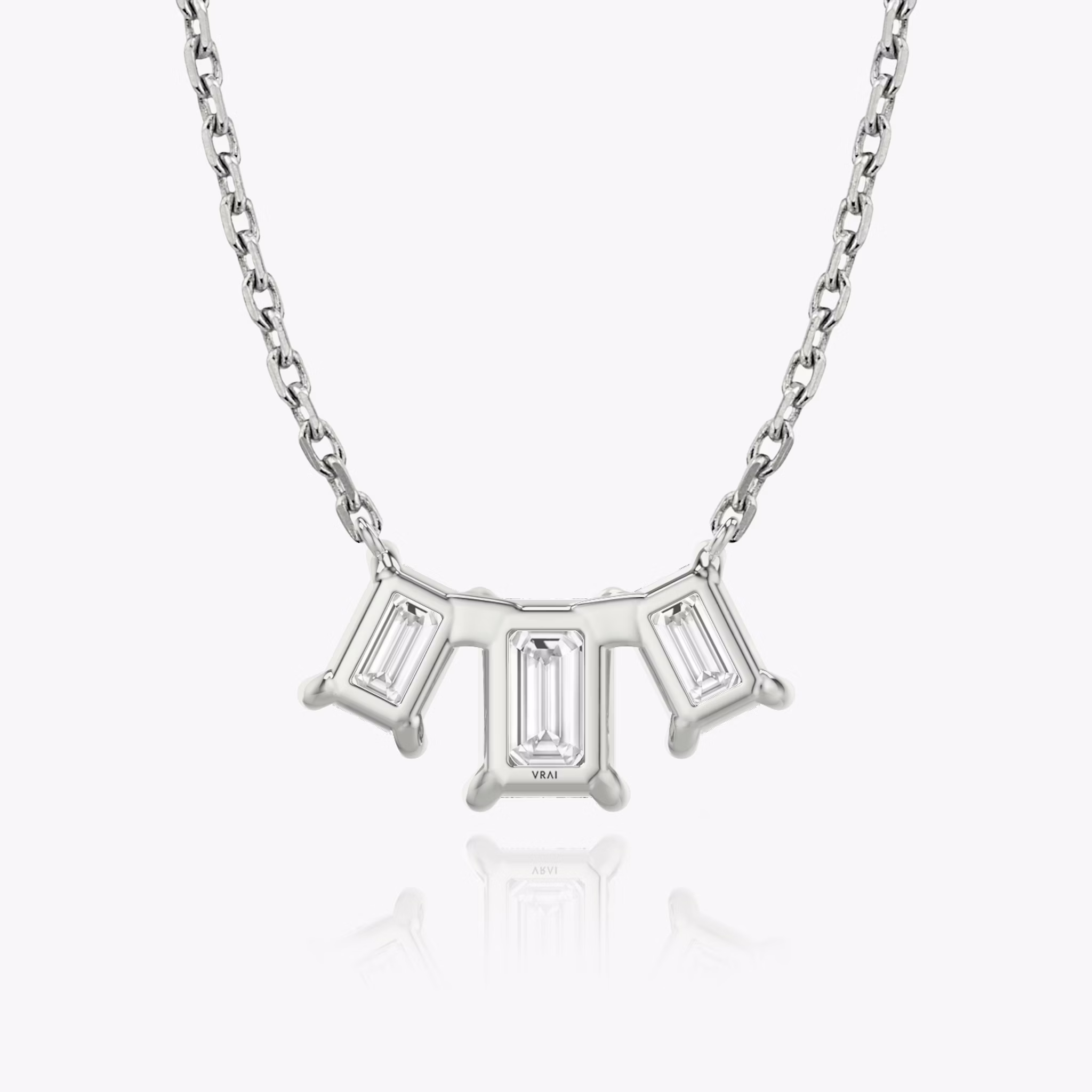 Arc Necklace | Emerald | 14k | White Gold | diamondCount: 3 | diamondSize: large | chainLength: 16-18