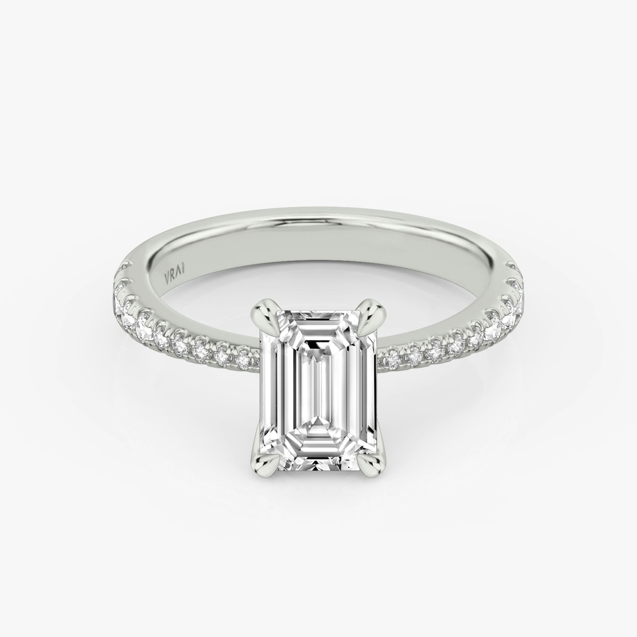 The Tapered Classic | Emerald | 18k | White Gold | bandAccent: Pavé | diamondOrientation: vertical | caratWeight: other