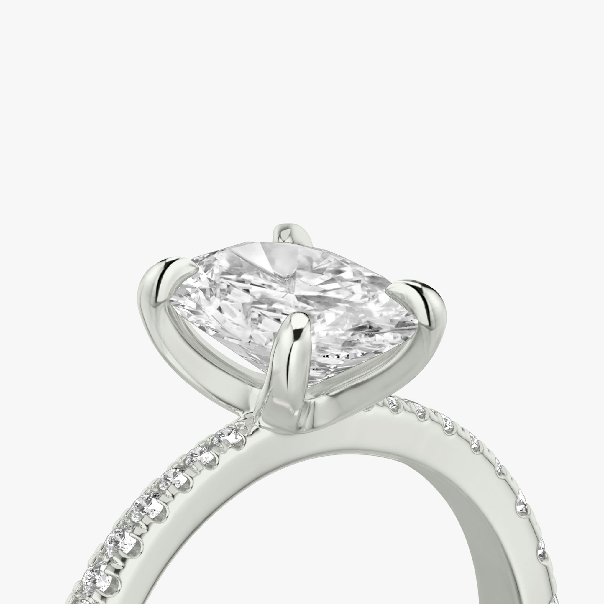 The Tapered Classic | Oval | 18k | White Gold | bandAccent: Pavé | diamondOrientation: vertical | caratWeight: other