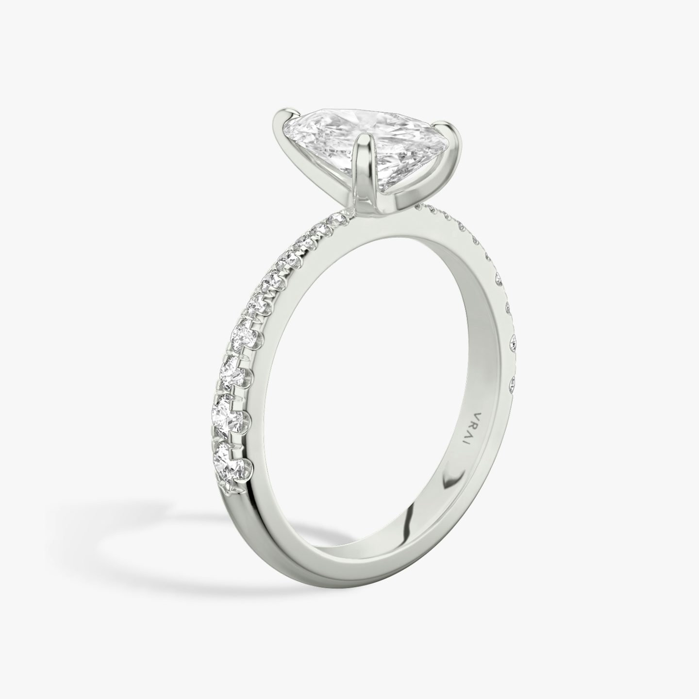 Tapered Classic | Tropfen | Platin | bandAccent: Mit Pavé-Besatz | diamondOrientation: vertical | caratWeight: other