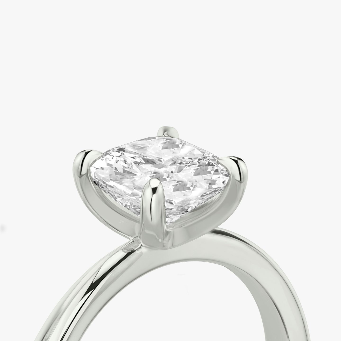 Tapered Classic | Cushion | 18k | Weißgold | bandAccent: Ohne Pavé-Besatz | diamondOrientation: vertical | caratWeight: other