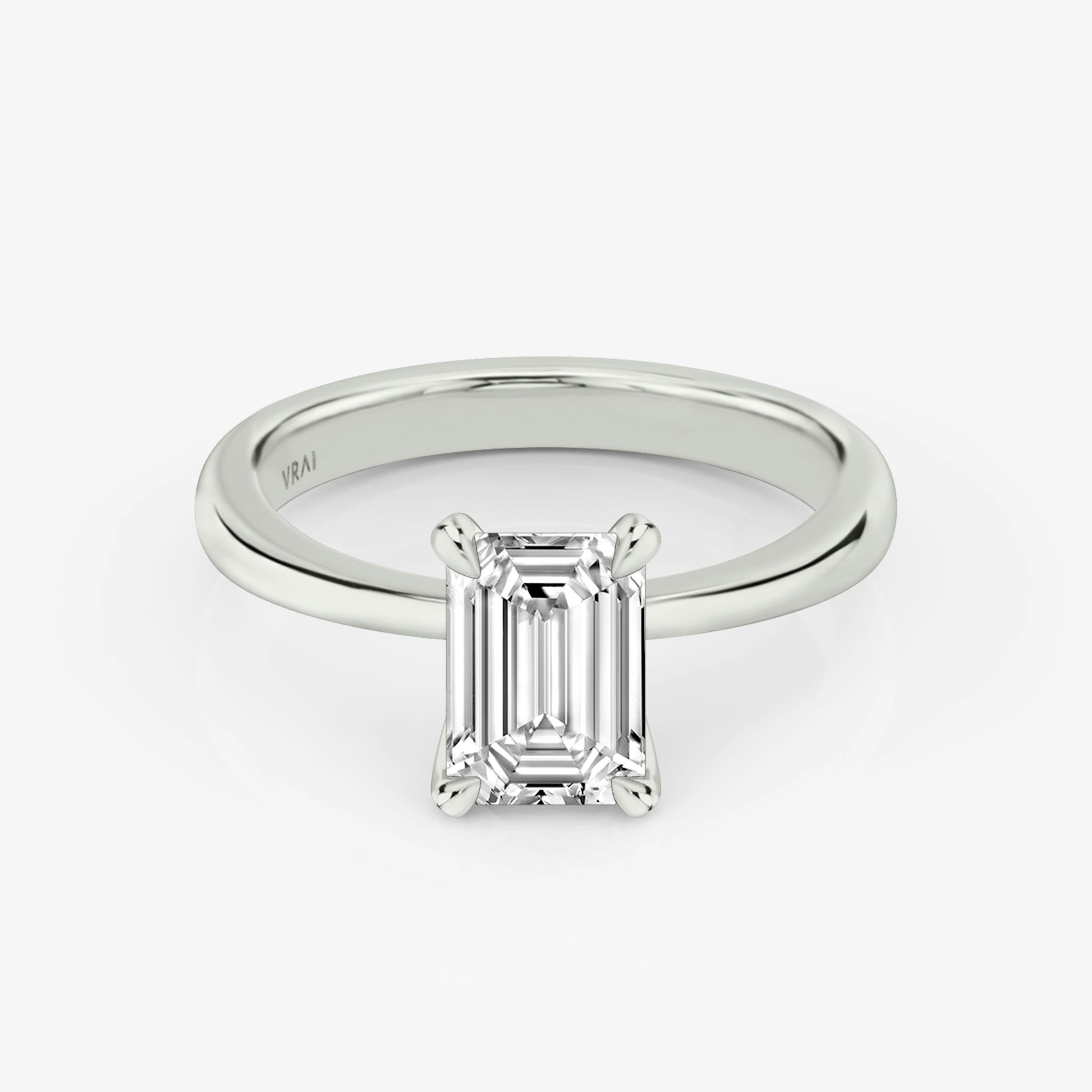 The Tapered Classic | Emerald | 18k | White Gold | bandAccent: Plain | diamondOrientation: vertical | caratWeight: other