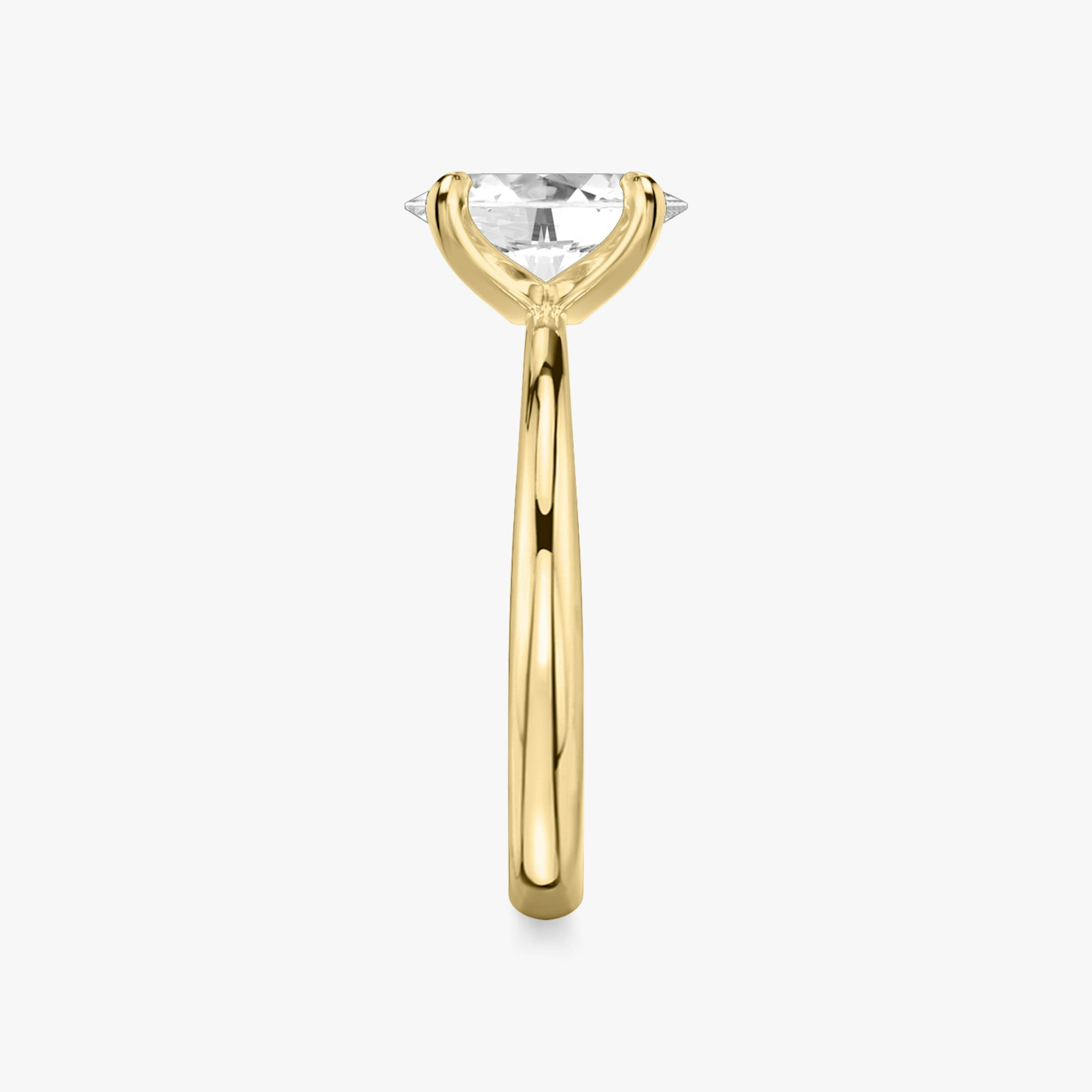 The Tapered Classic | Oval | 18k | Yellow Gold | bandAccent: Plain | diamondOrientation: vertical | caratWeight: other