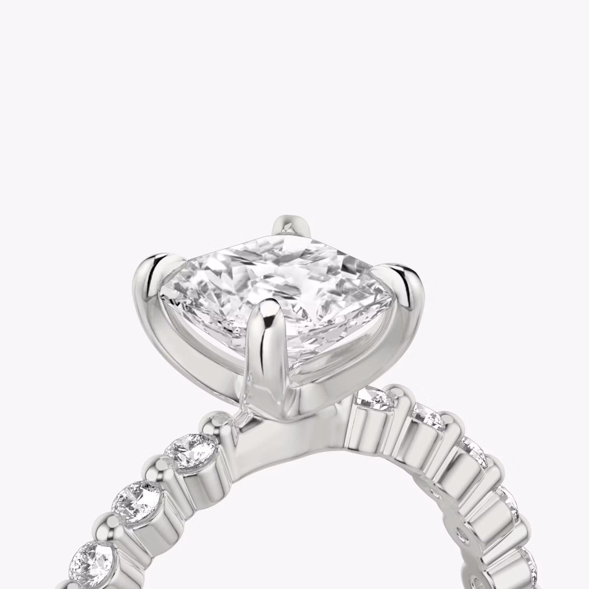 Anillo de compromiso Single Shared Prong | Asscher | 18k | Oro blanco | bandAccent: Simple | bandStoneStyle: original | diamondOrientation: vertical | caratWeight: other
