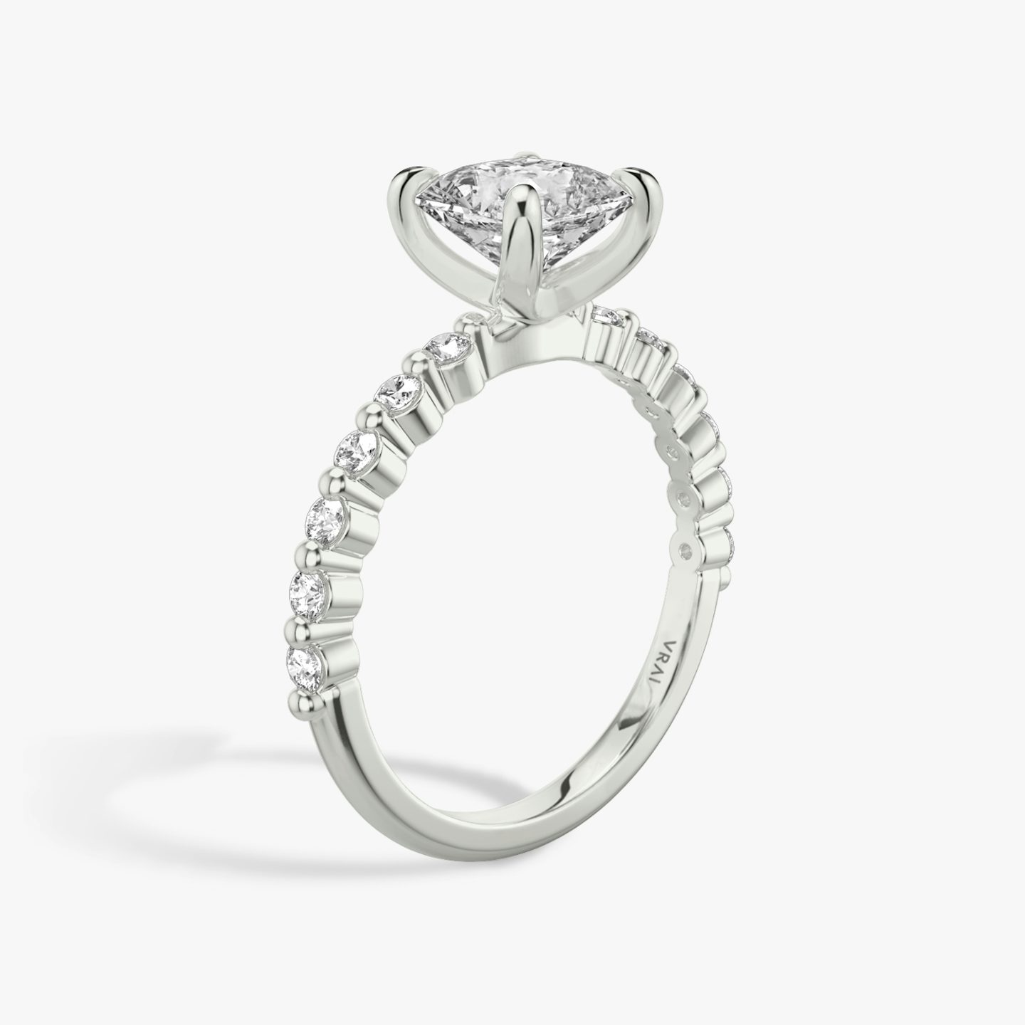 Bague de fiançailles Single Shared Prong | Asscher | 18k | Or blanc | bandAccent: Simple | bandStoneStyle: original | diamondOrientation: vertical | caratWeight: other