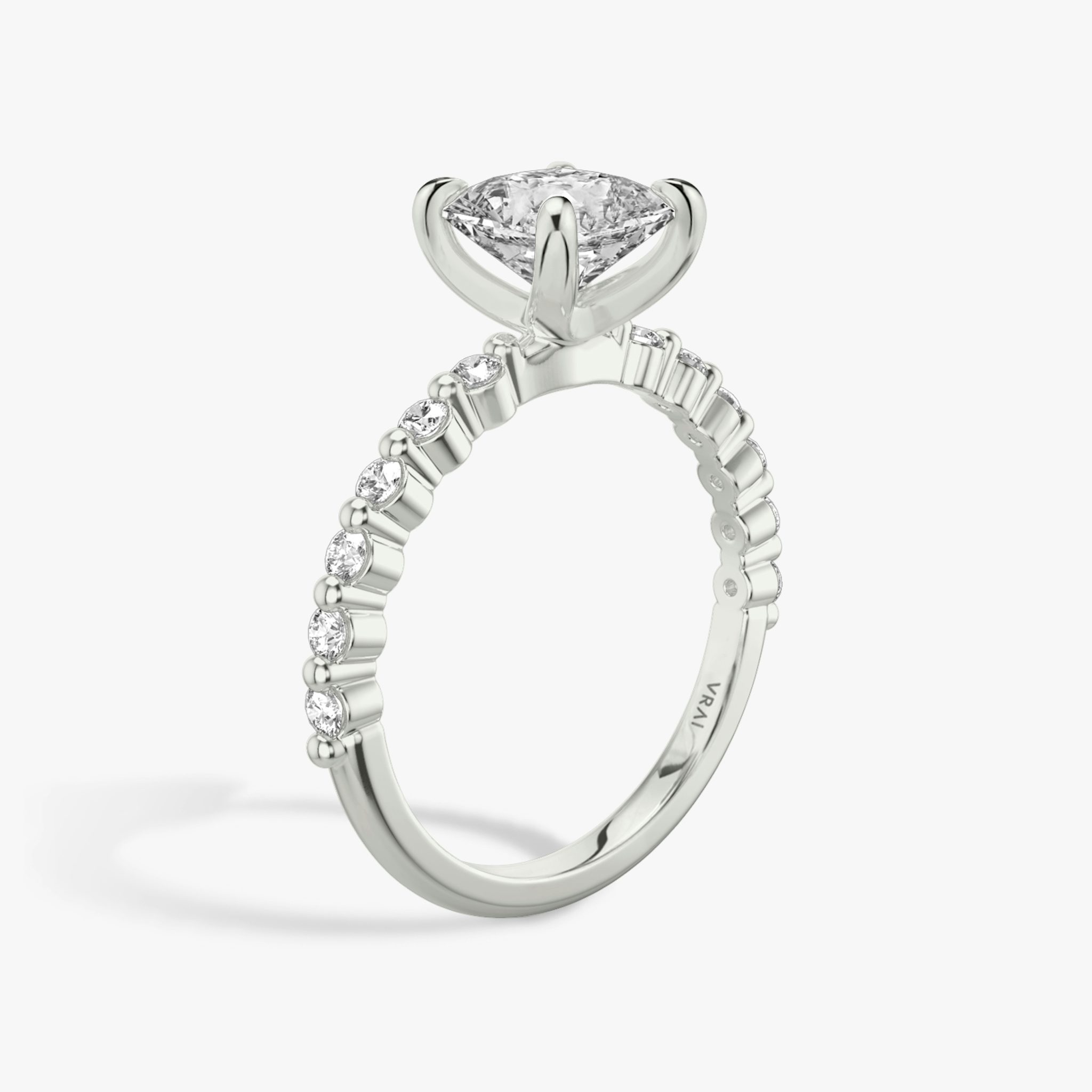 The Single Shared Prong | Asscher | 18k | White Gold | bandAccent: Plain | bandStoneStyle: original | diamondOrientation: vertical | caratWeight: other