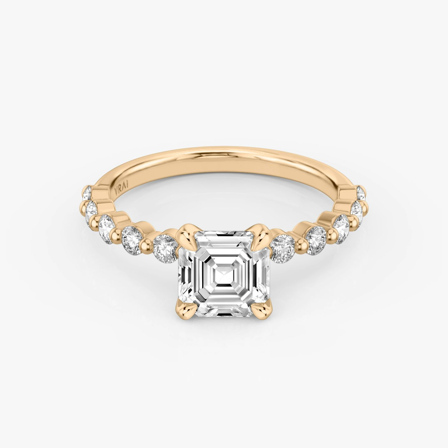 Single Shared Prong | Asscher | 14k | Roségold | bandAccent: Ohne Pavé-Besatz | bandStoneStyle: large | diamondOrientation: vertical | caratWeight: other