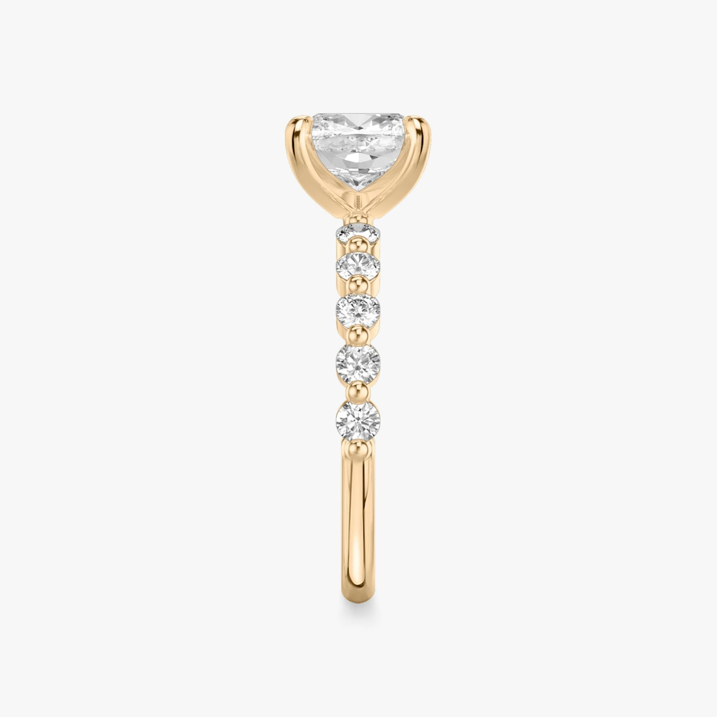 Single Shared Prong | Cushion | 14k | Roségold | bandAccent: Ohne Pavé-Besatz | bandStoneStyle: large | diamondOrientation: vertical | caratWeight: other