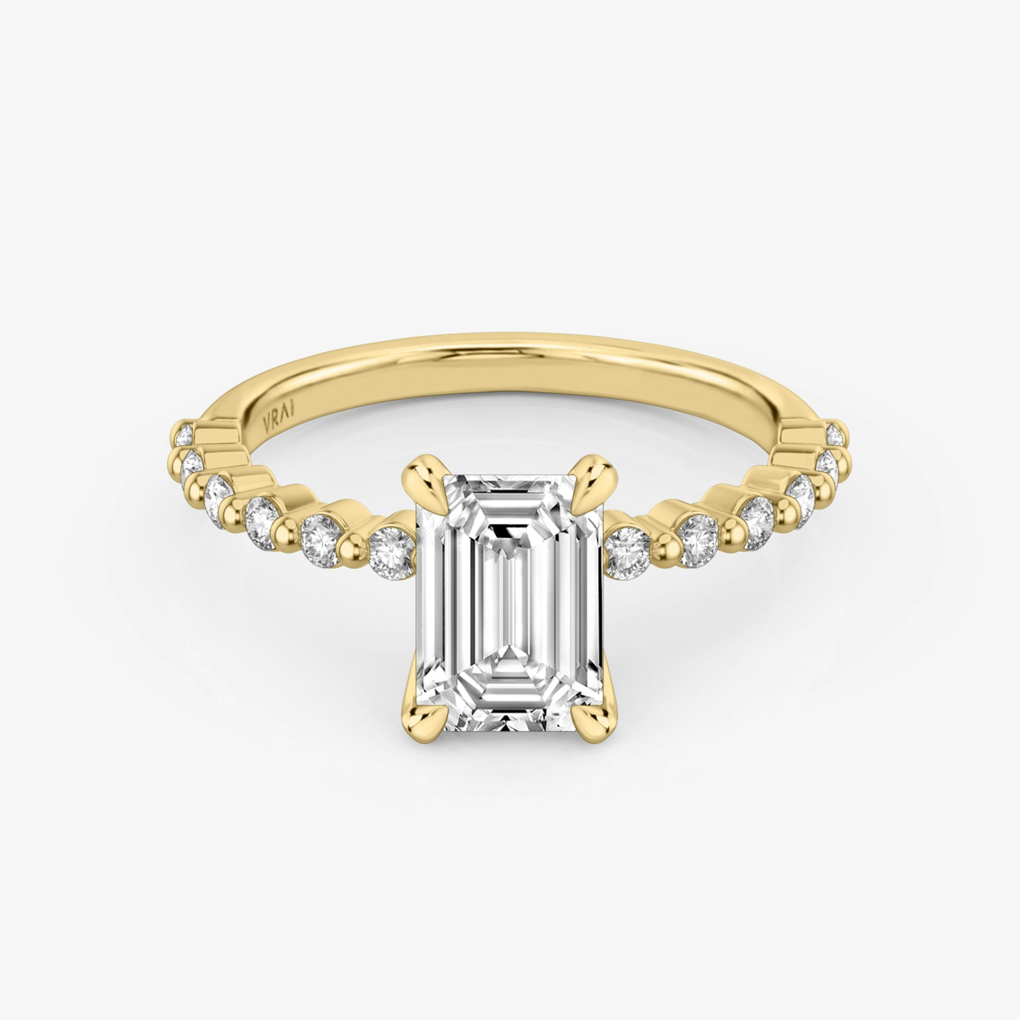 The Single Shared Prong | Emerald | 18k | Yellow Gold | bandAccent: Plain | bandStoneStyle: original | diamondOrientation: vertical | caratWeight: other