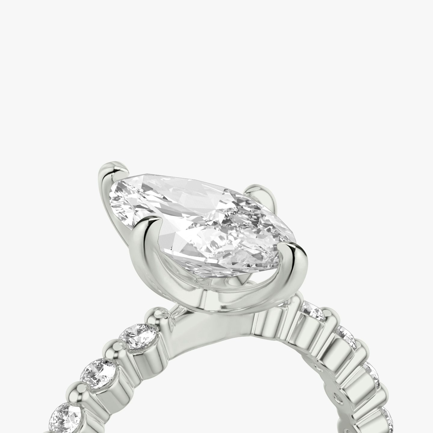 Anillo de compromiso Single Shared Prong | Marquise | 18k | Oro blanco | bandAccent: Simple | bandStoneStyle: original | diamondOrientation: vertical | caratWeight: other