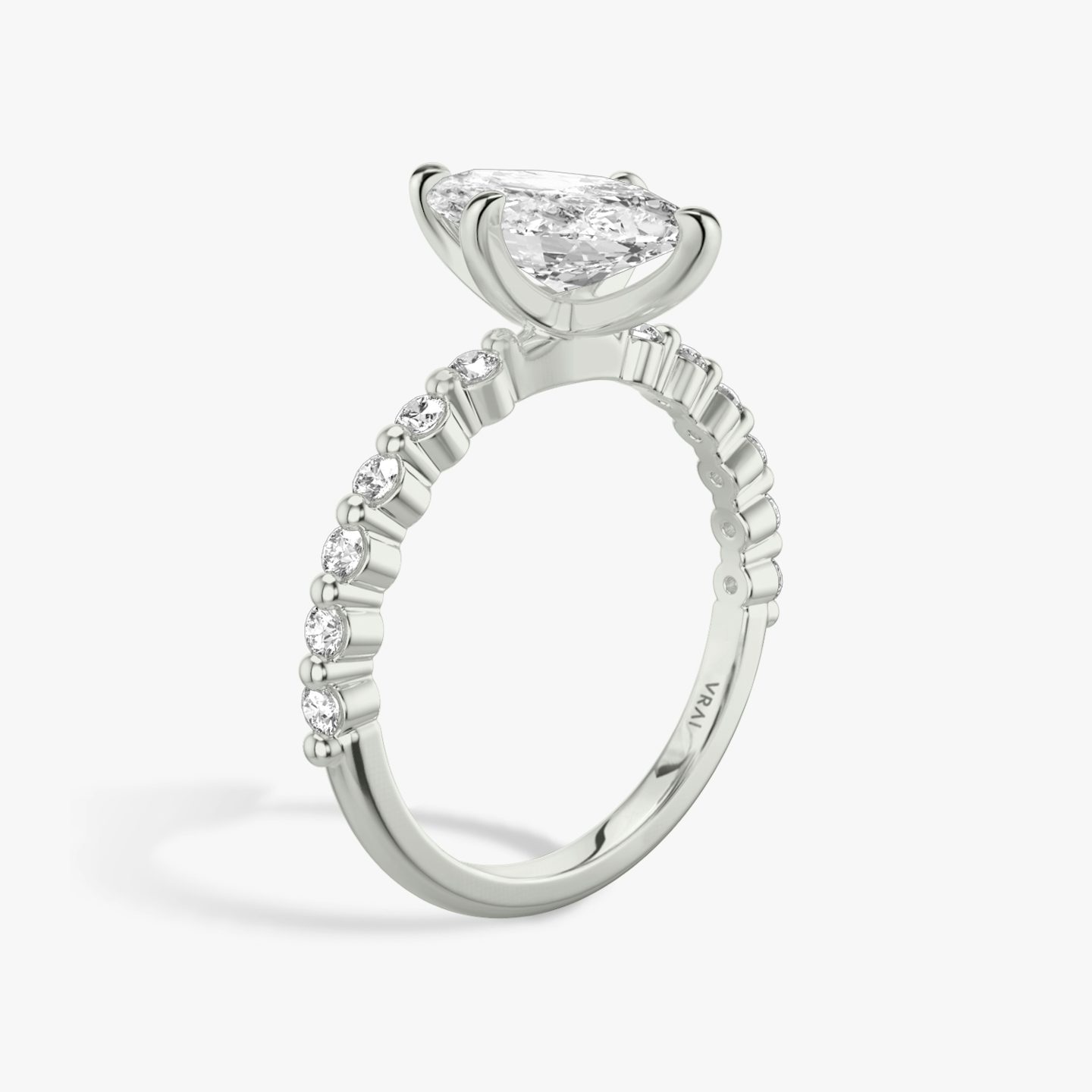 Anillo de compromiso Single Shared Prong | Marquise | 18k | Oro blanco | bandAccent: Simple | bandStoneStyle: original | diamondOrientation: vertical | caratWeight: other
